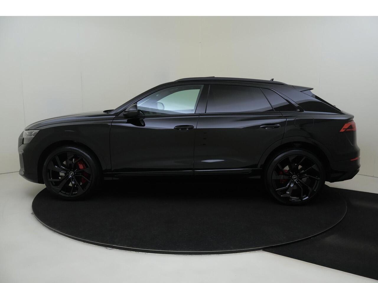 Audi Q8 60 TFSI e quattro Pro Line S Competition | Panoramadak | Vierwielbesturing | Trekhaak | Bang & Olufsen | Head-up display | Lederen bekleding 'Valcona' | 360 camera |