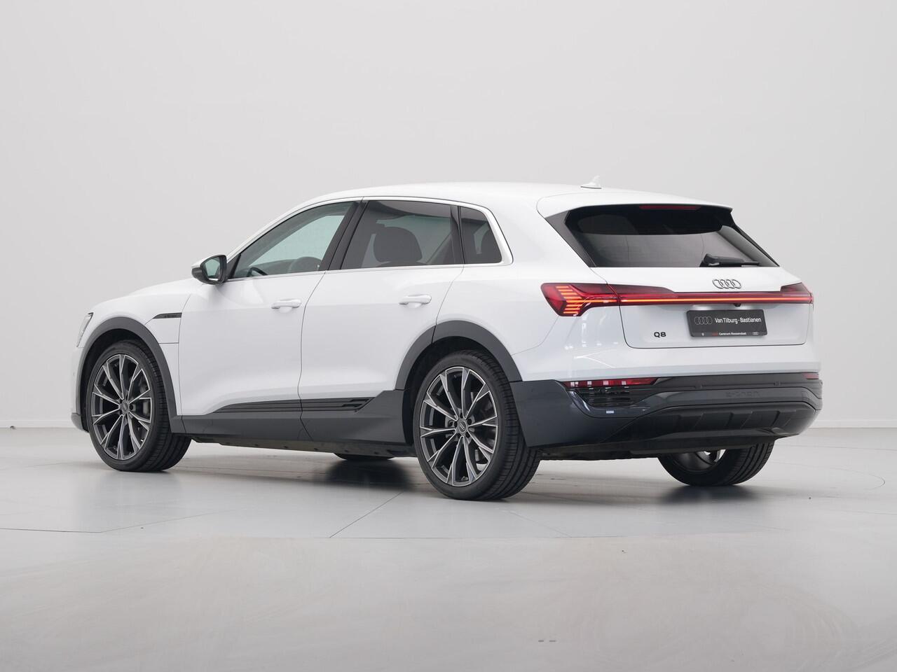 Audi Q8 e-tron 50 quattro Advanced Edition 95 kWh Leer Camera Privacyglas Memory Pdc 62