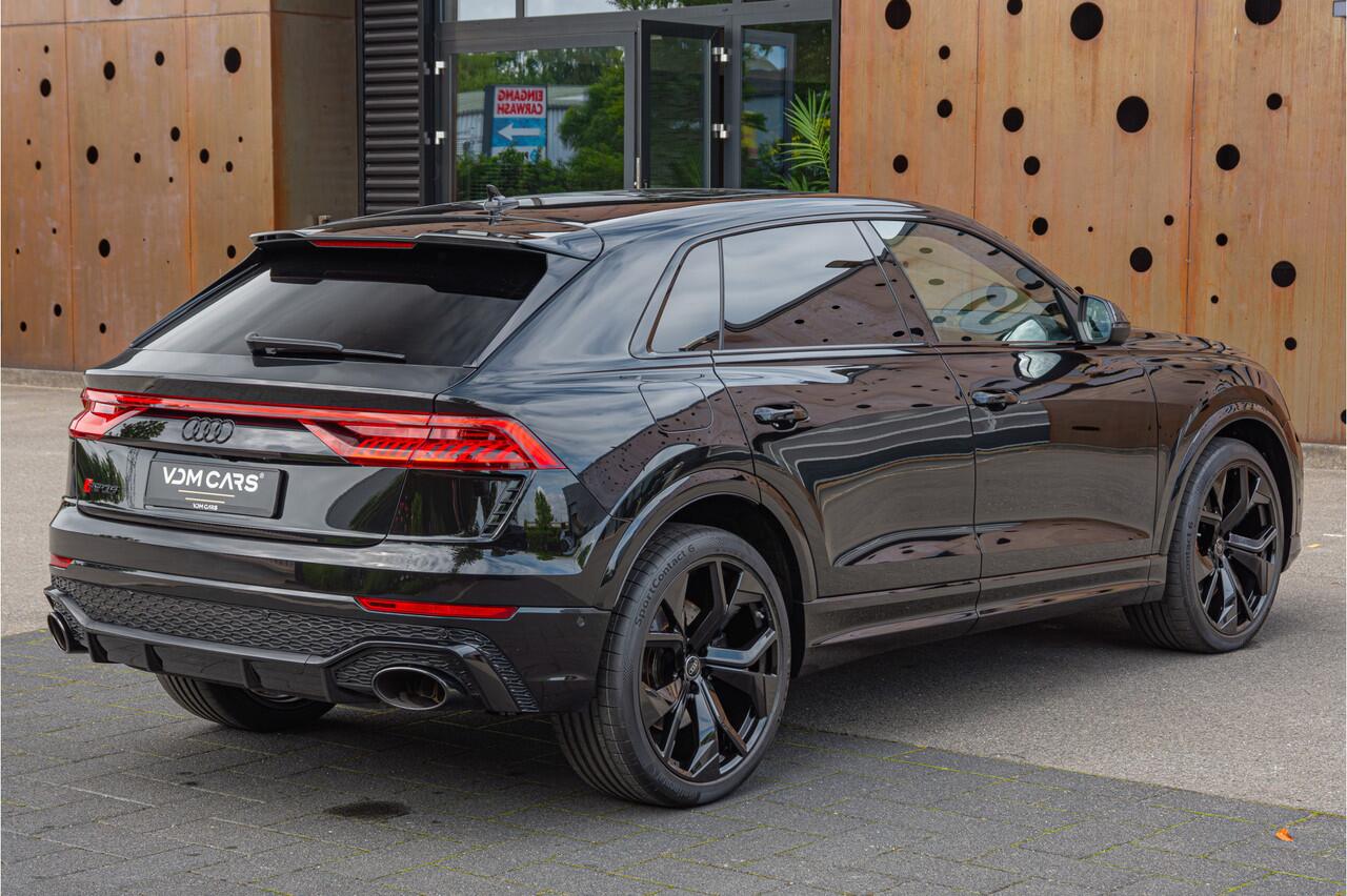 Audi Q8 4.0 TFSI RS Q8 quattro | Soft-Close | Smartphone | B&O | Tour | HUD | Panorama | 23" | Sportuitlaat |
