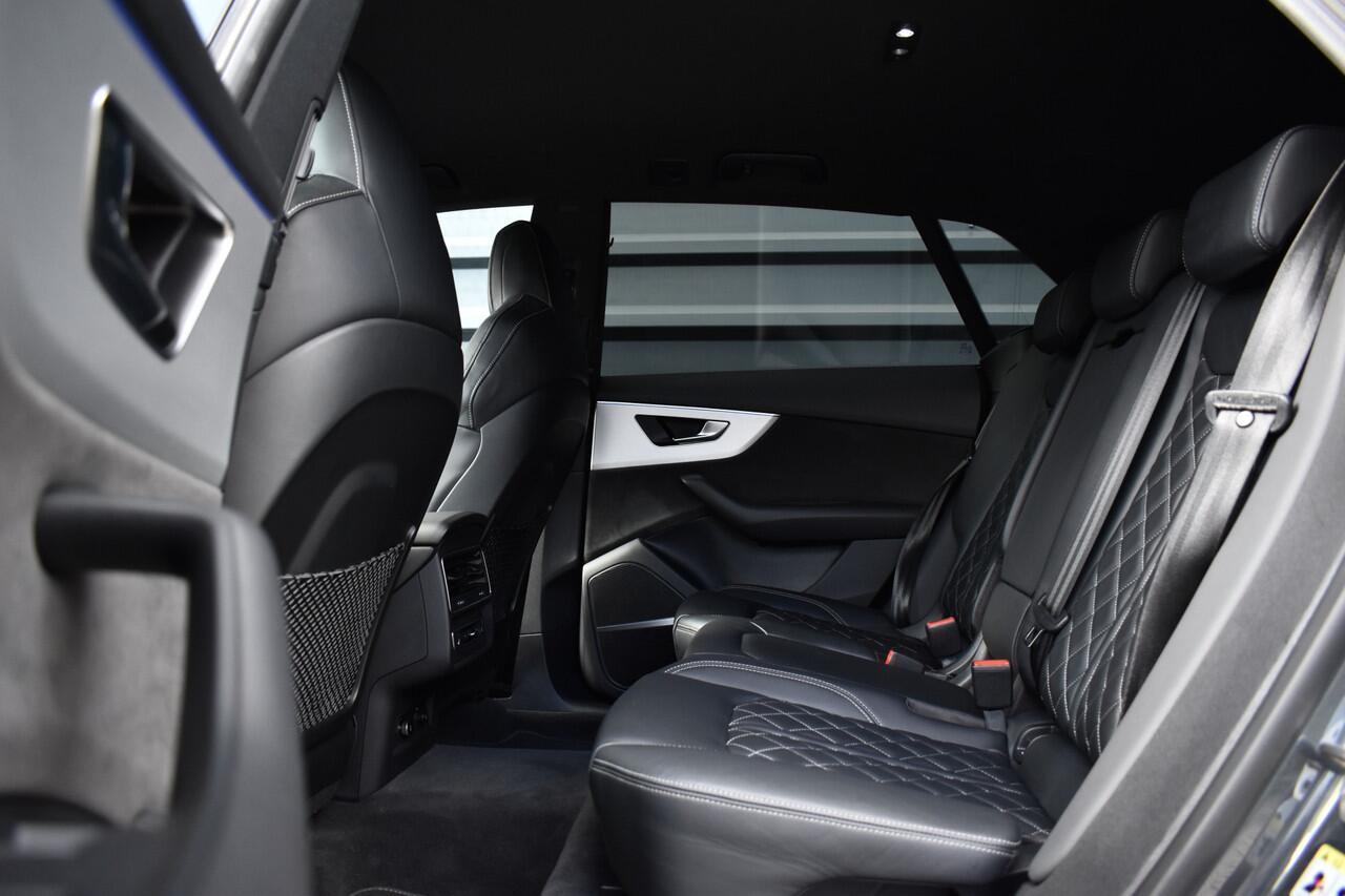 Audi Q8 55 TFSI e Quattro Pro Line S | ACC | RS-Seats | Head-Up | B&O | Softclose | 22'' Wielen | Stuurverwarming | Matrix | Nachtzicht |