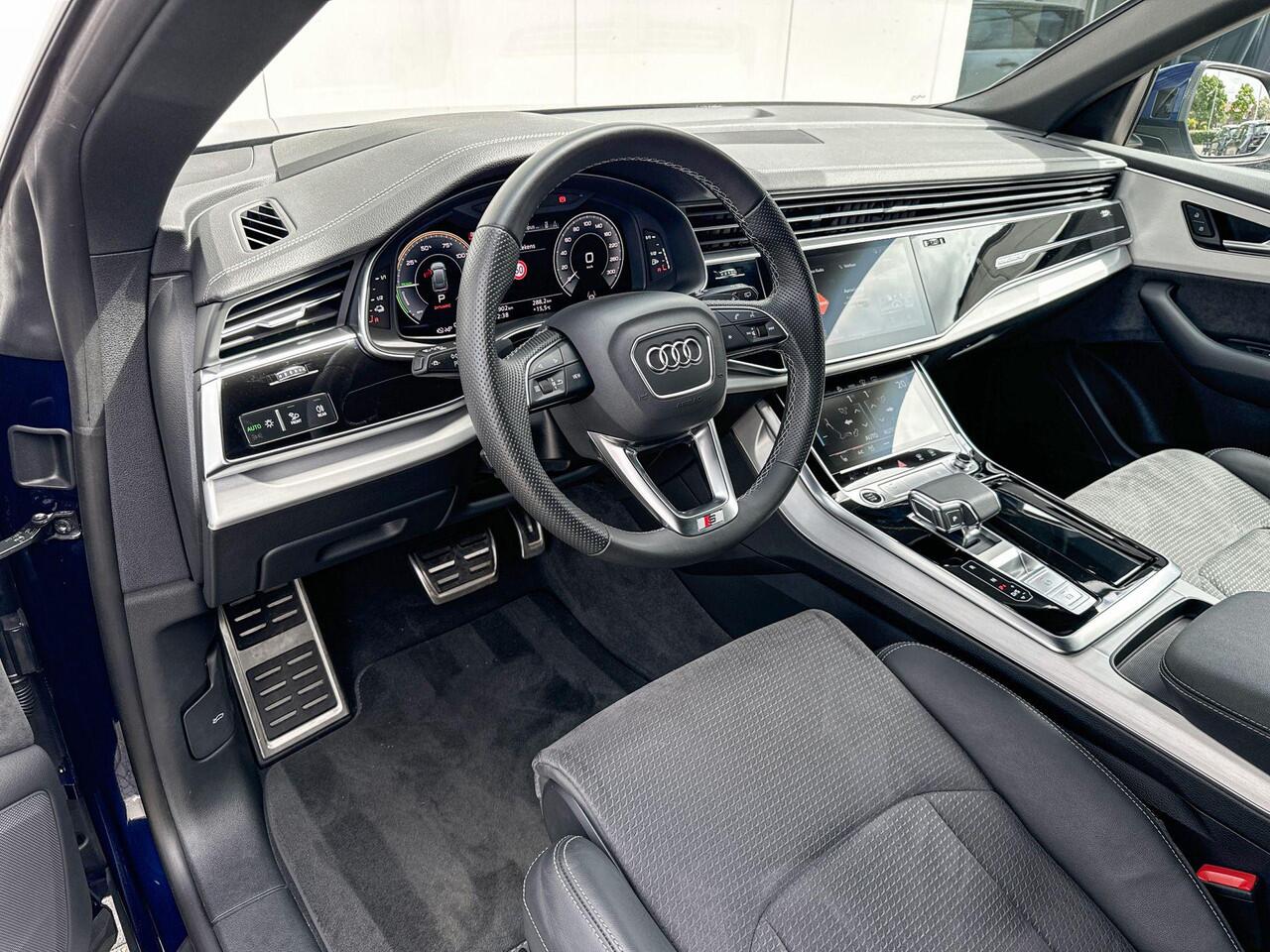 Audi Q8 55 TFSI e quattro Pro Line Panoramadak | Head up