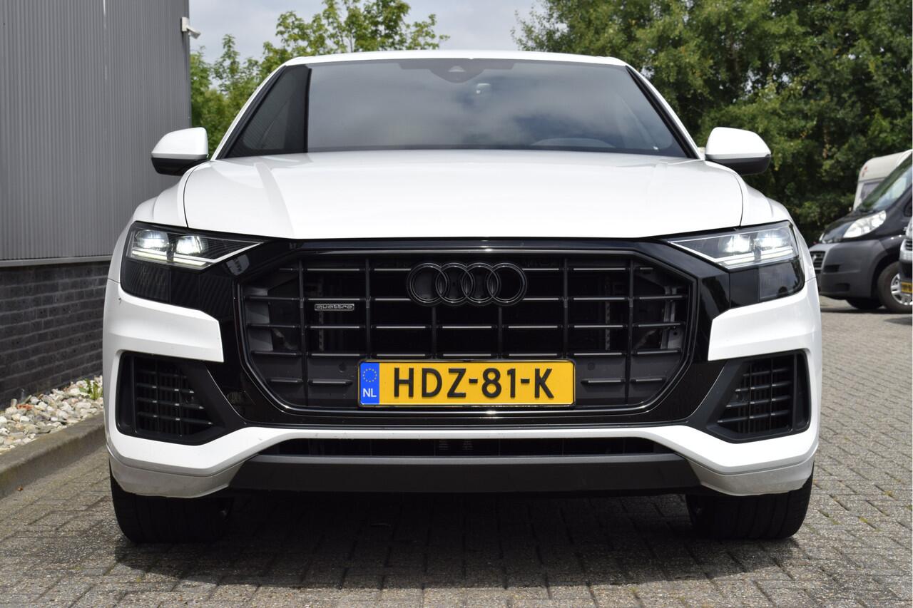 Audi Q8 55 TFSI e quattro S-line Virtual cockpit, Cruise, Stoelverwarming, Camera, Trekhaak, Luchtvering