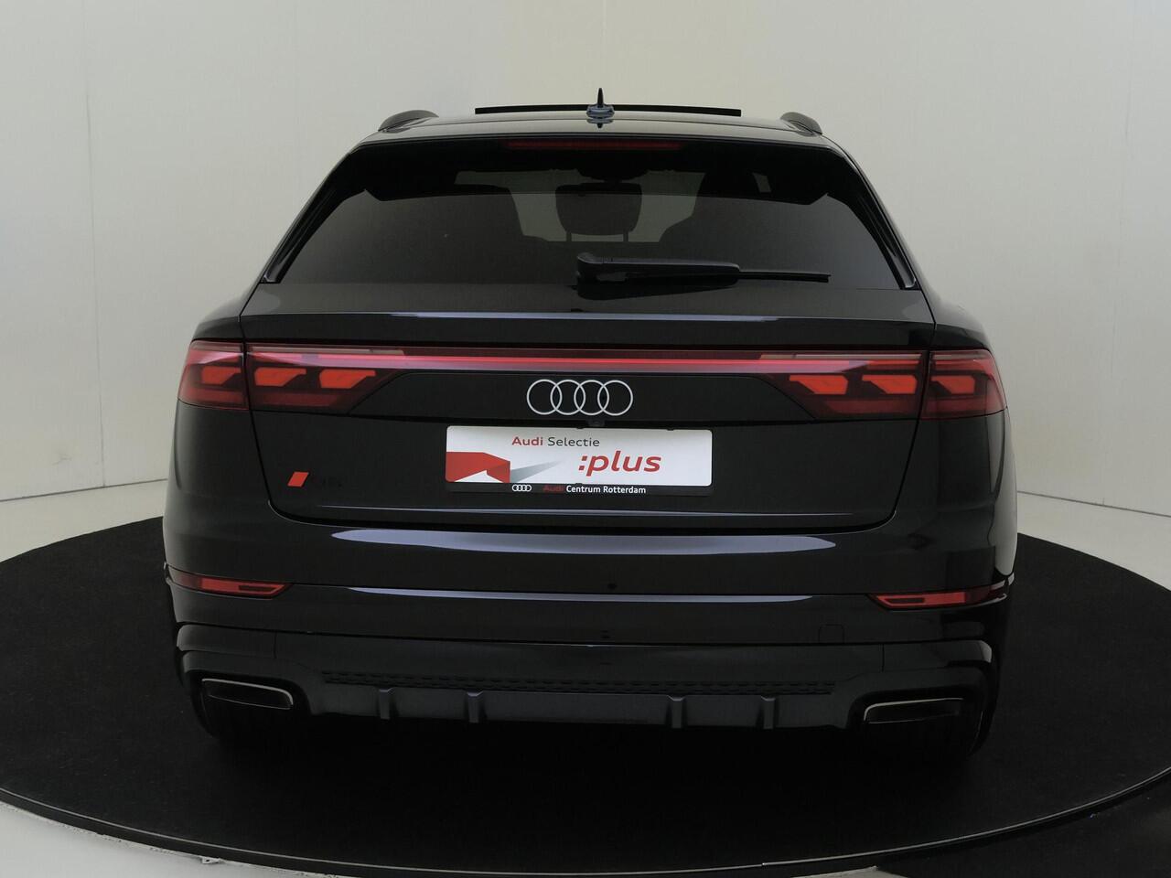 Audi Q8 60 TFSI e quattro Pro Line S Competition | Panoramadak | Vierwielbesturing | Trekhaak | Bang & Olufsen | Head-up display | Lederen bekleding 'Valcona' | 360 camera |