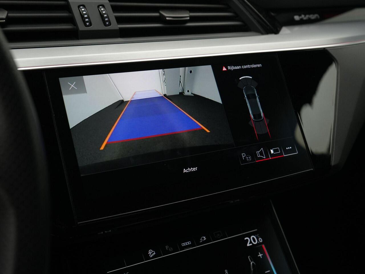 Audi Q8 Sportback e-tron 50 Quattro S Edition 95 kWh 340 pk / S-Line | Panoramadak | Valcona leder | Geheugenstoel | Bang & Olufsen | Matrix LED | Stuur-/stoelverwarming