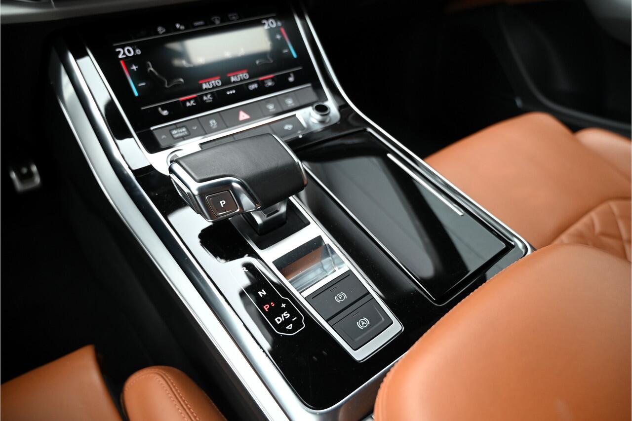 Audi Q8 60 TFSI e QUATTRO S-LINE COMPETITION / RS SEATS / SOFTCLOSE / B&O / HUD / LED MATRIX / MEMORY / TREKHAAK