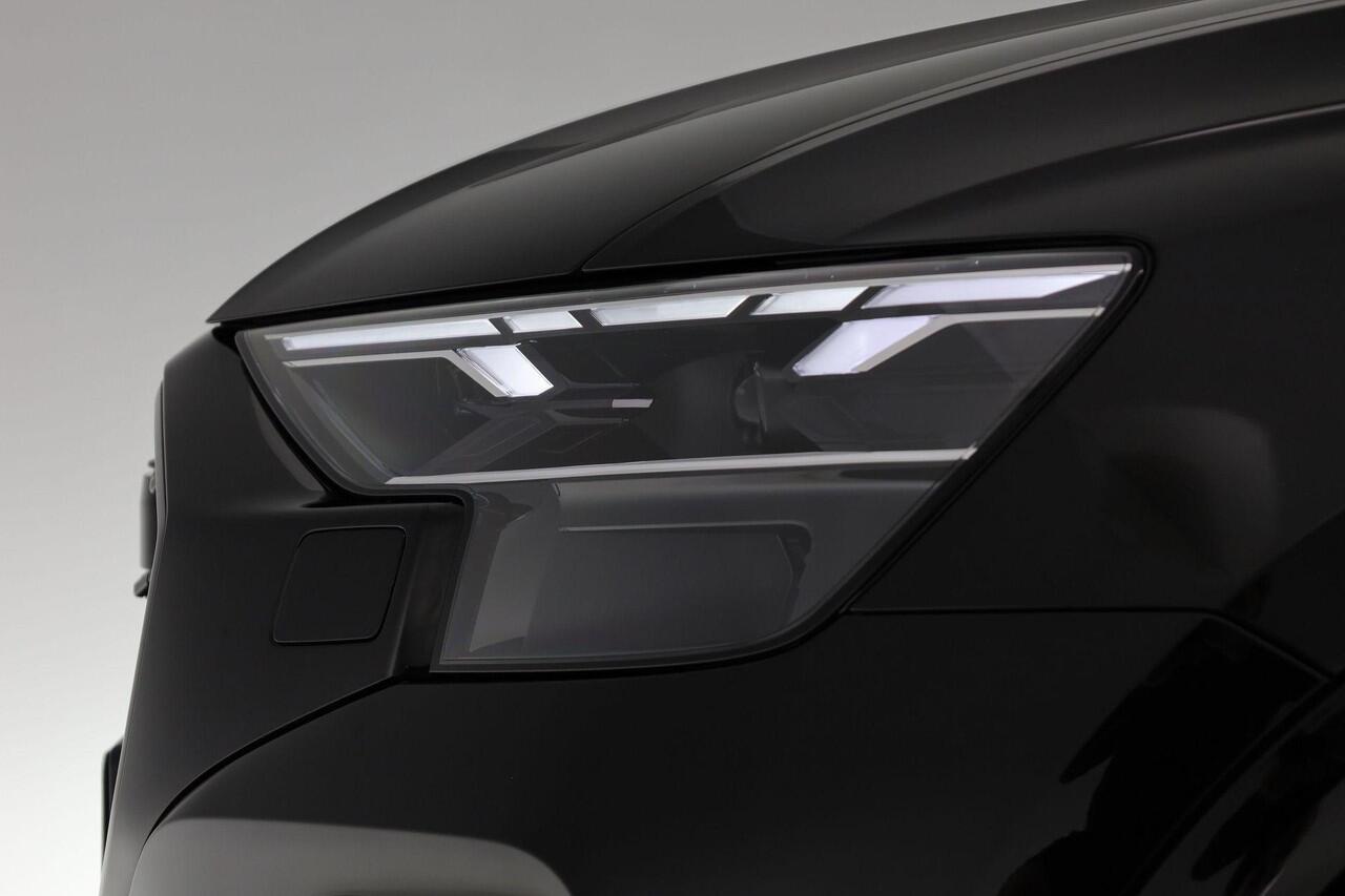 Audi Q8 55 TFSI e 394 pk Pro Line S quattro | Sportstoelen plus voorin | Glazen panoramadak | Trekhaak en aanhangerassistent | Bang & Olufsen Premium 3D sound system
