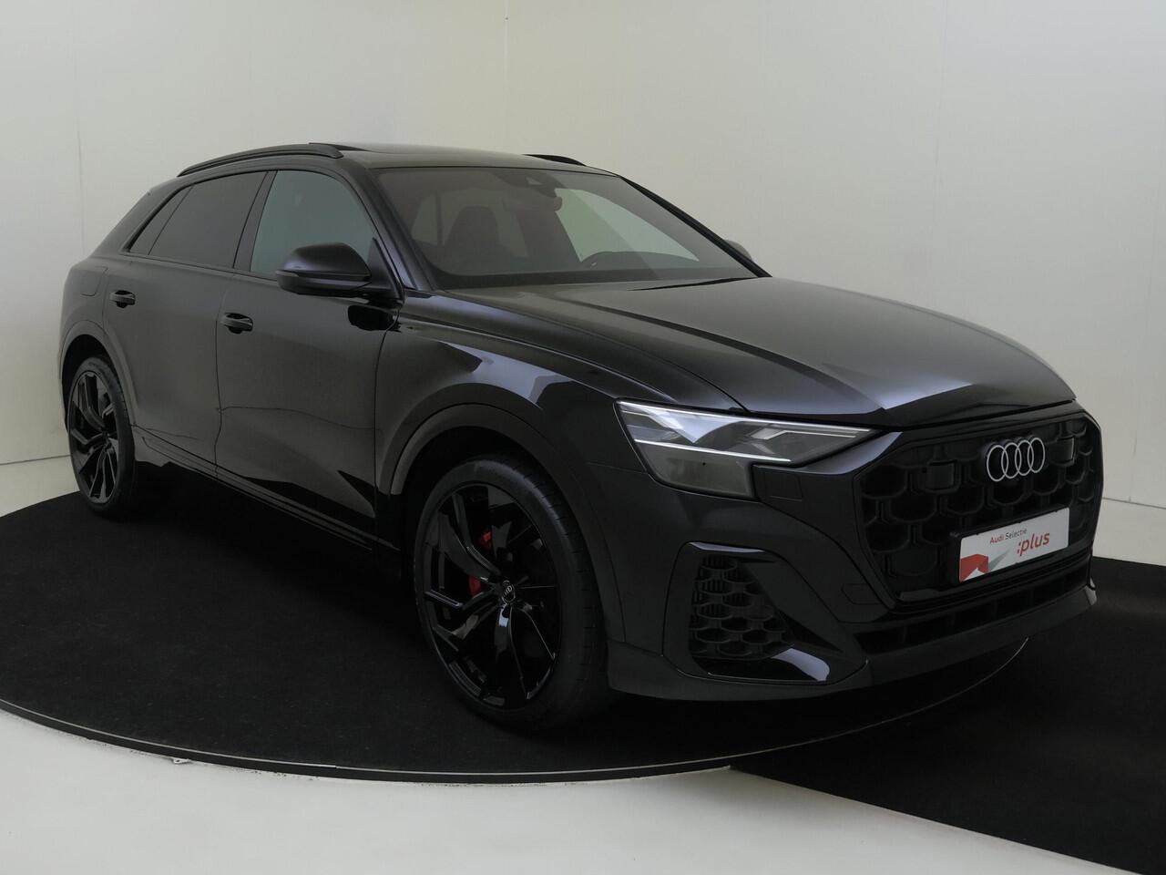 Audi Q8 60 TFSI e quattro Pro Line S Competition | Panoramadak | Vierwielbesturing | Trekhaak | Bang & Olufsen | Head-up display | Lederen bekleding 'Valcona' | 360 camera |
