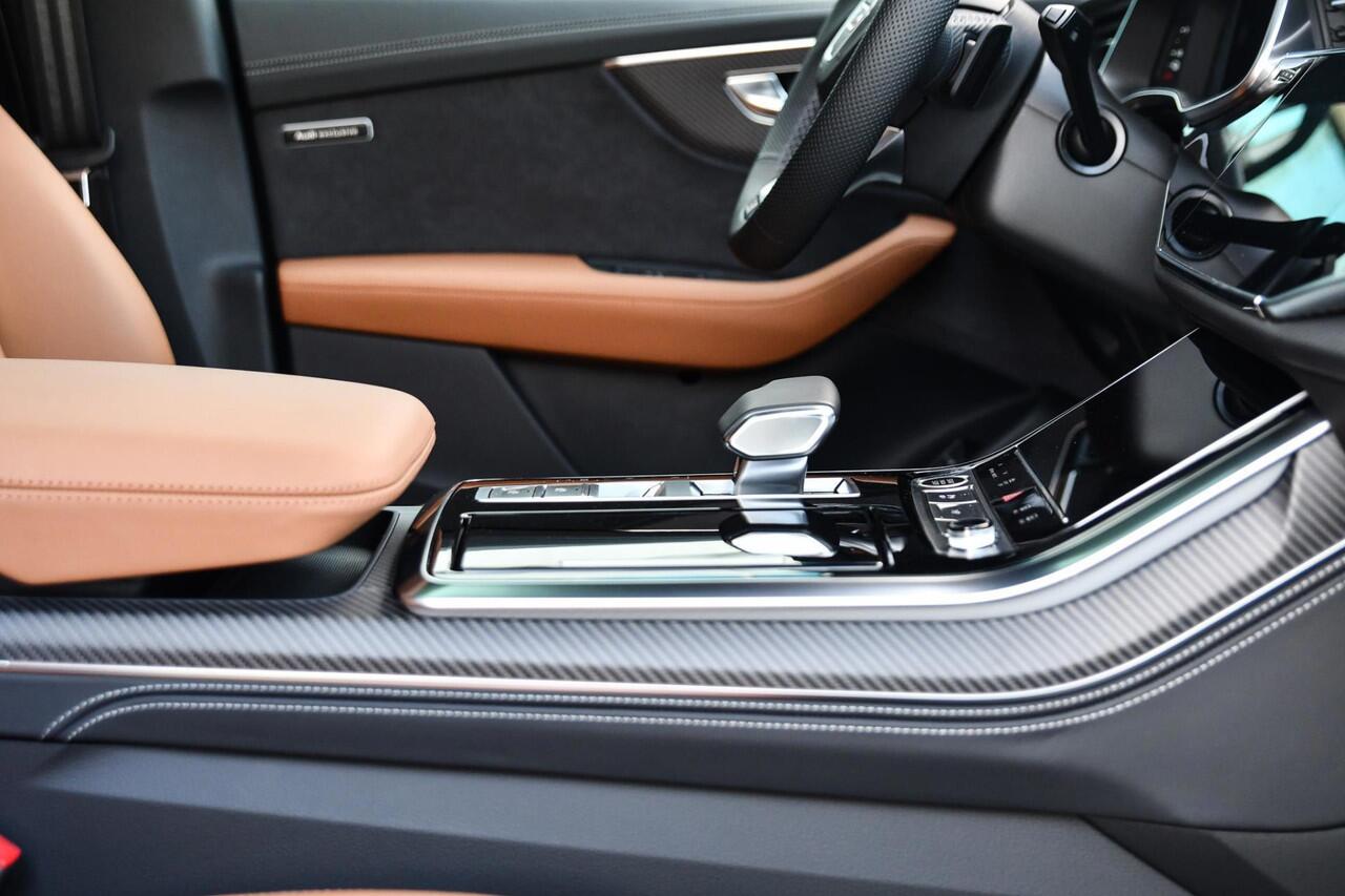 Audi Q8 60 TFSI e Quattro Audi Exclusive Cognac |B&O3D|HUD Audi Exclusive Cognac|B&O Advanced|4W-sturing|Massage|Trekhaak|Carbon|