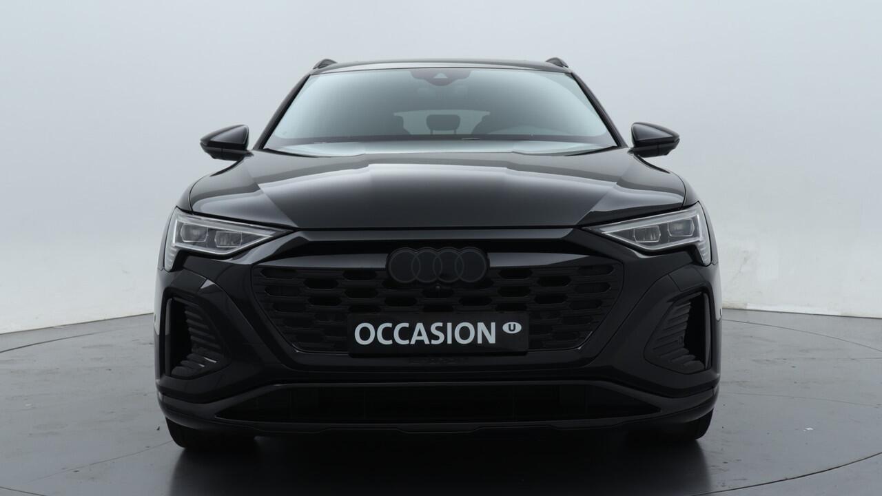 Audi Q8 e-tron 55 quattro S Edition 115 kWh | Panoramadak | 22" LMV | Sportstoelen Plus |