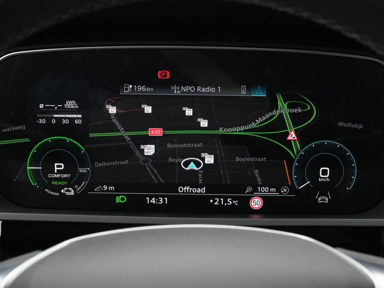 Audi Q8 e-tron 50 quattro Advanced Edition 95 kWh 340 pk | Panoramadak | Leder | Geheugenstoel | Head-up display | 360 camera | Bang & Olufsen