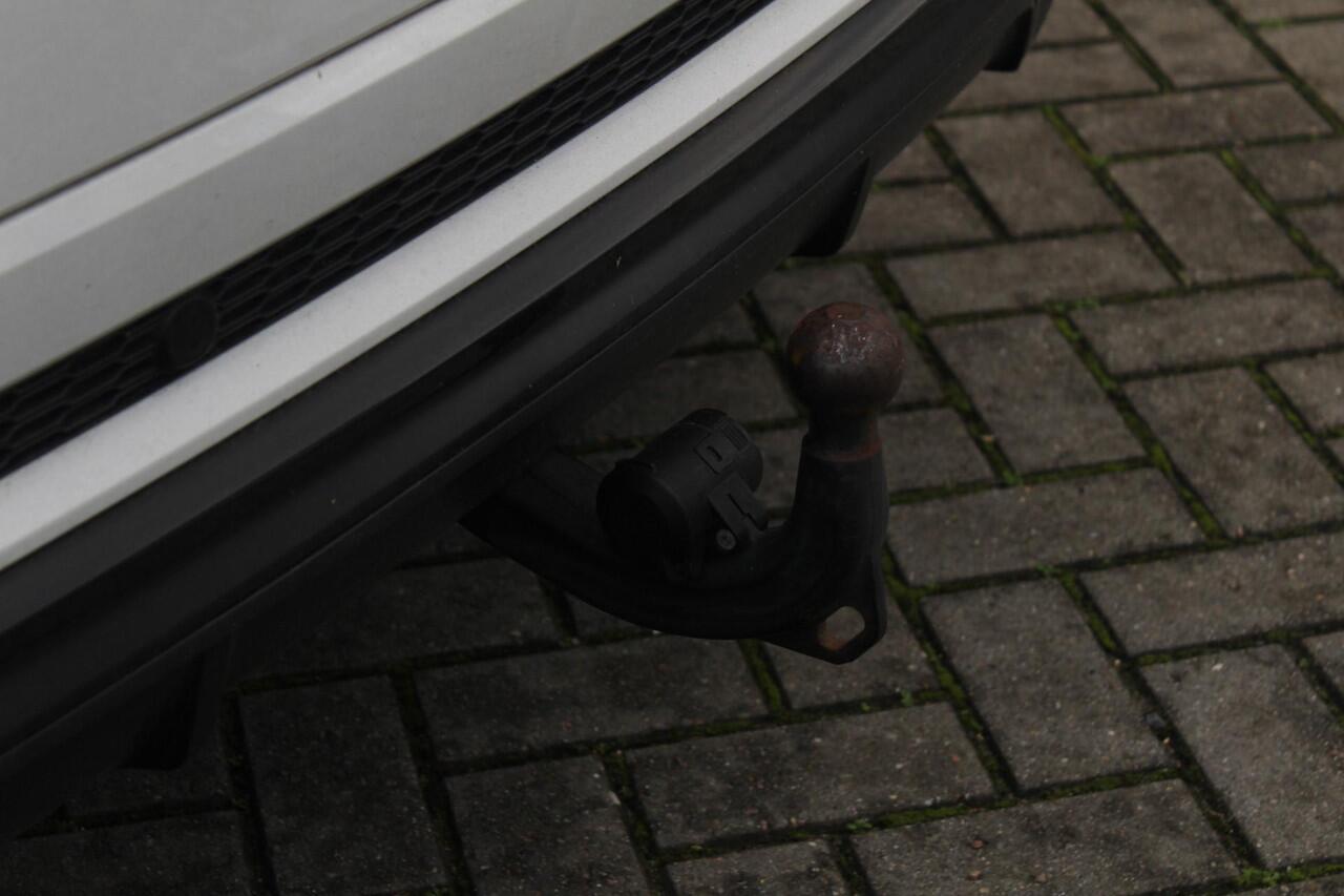 Audi Q8 60 TFSI e quattro Competition | Pano | Trekhaak |