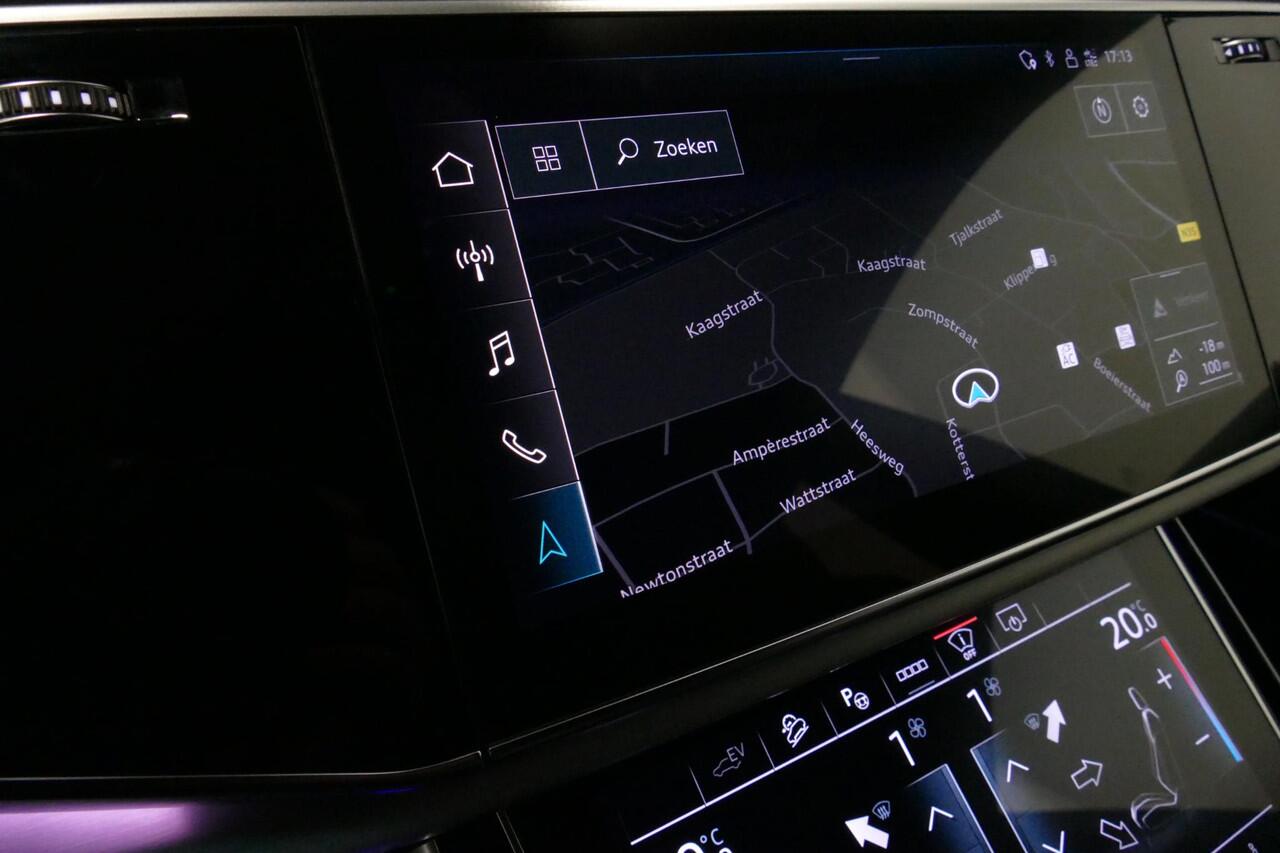 Audi Q8 60 TFSI e quattro Competition / S-Line / HD Matrix LED / Servosluiting / RS-Sportstoelen / Elektr. verstelbare voorstoelen / Head-Up Display / Stuur- & stoelverwarming / 360 graden camera / Bang & Olufsen Sound / Achterbank verwarming / 22'' LMV / Trekhaa