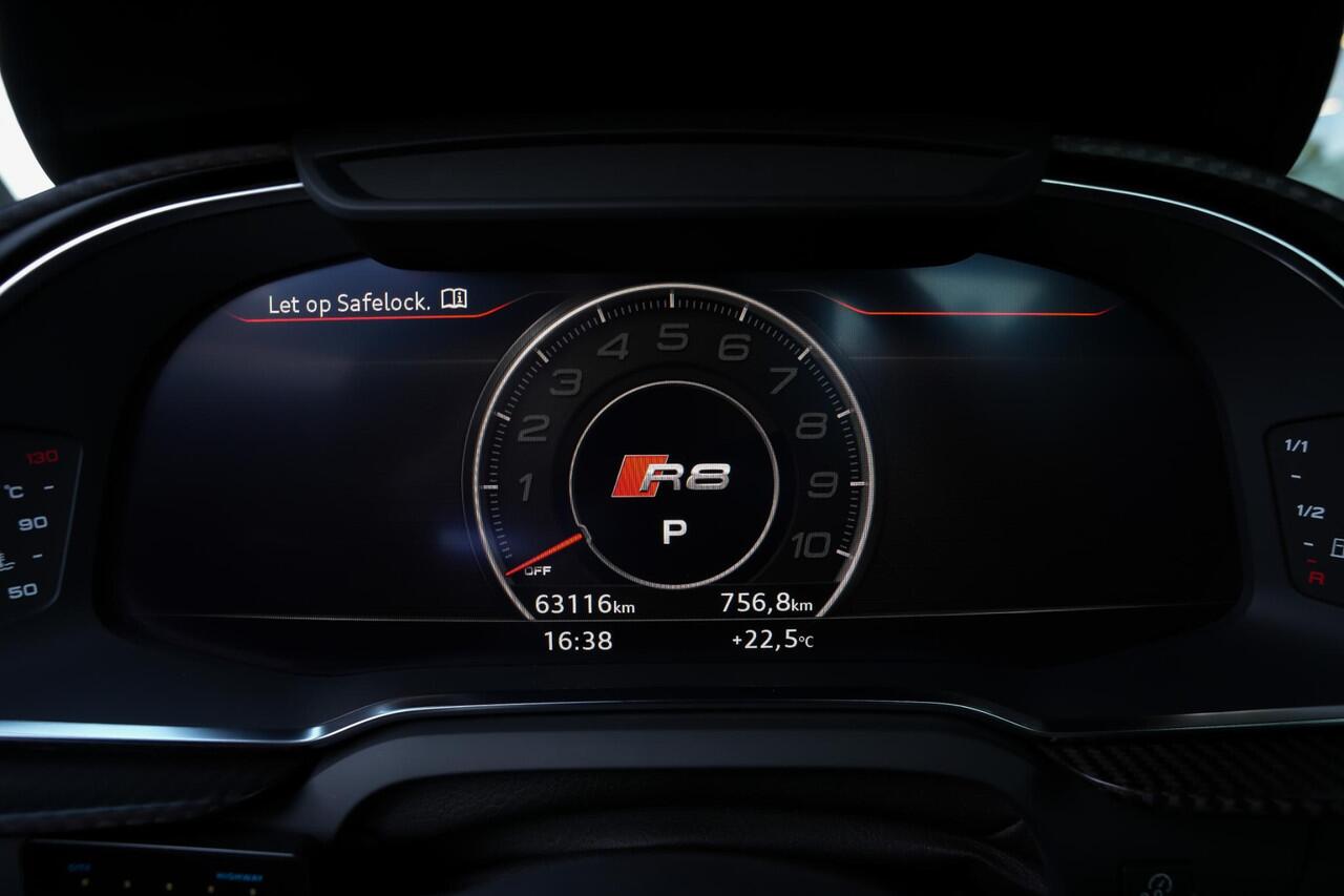 Audi R8 performance quattro 5.2 620pk |Custom titanium uitlaat|KW V4 schroefset|Maxton|carbon exterieur|B&O|virtual cockpit|magnetic ride|parkeercamera|clima control|