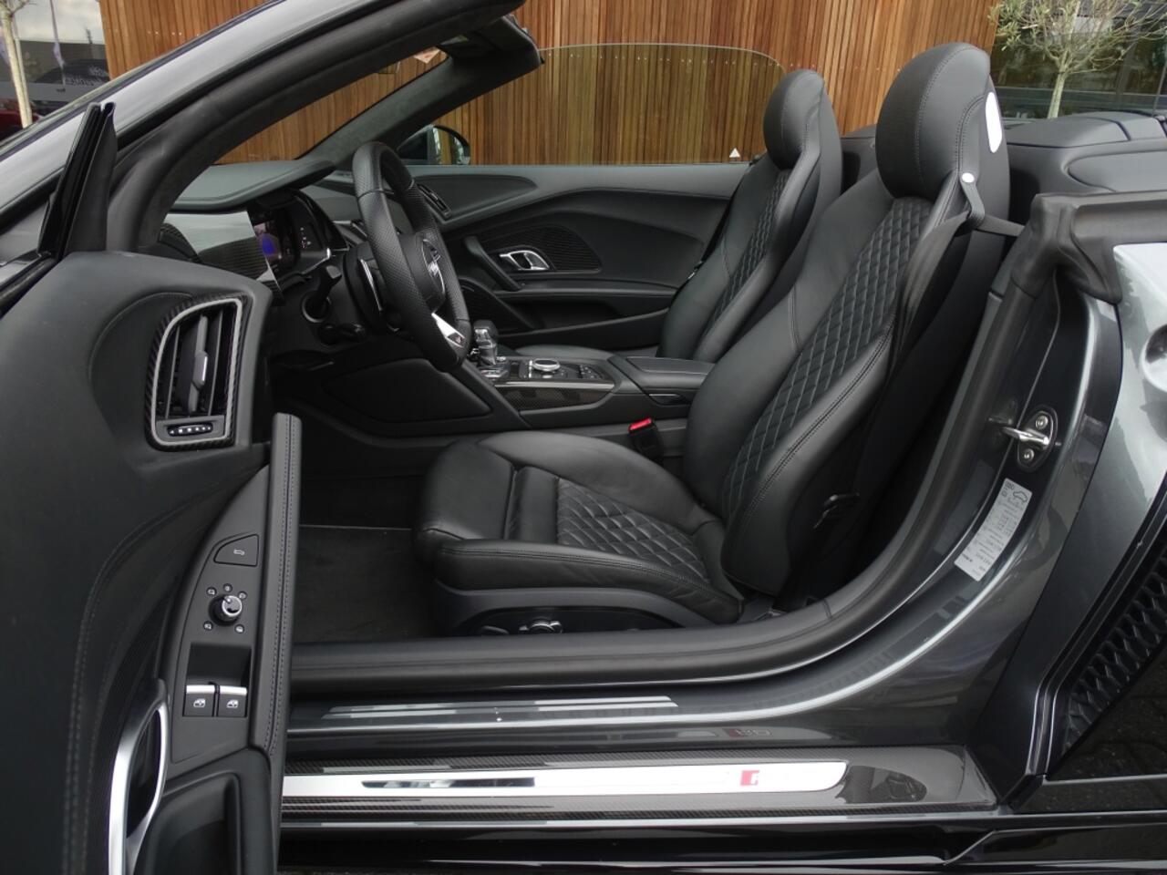 Audi R8 5.2 V10 622PK quattro Performance / Carbon / Keramisch / B&O