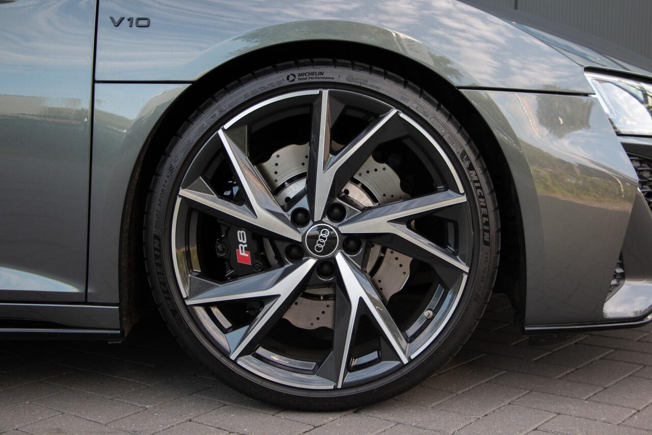 Audi R8 5.2 performance RWD 570 PK | BTW | B&O Sound | Keyless Entry | Led | Camera | Stoelverwarming | Apple & Android Carplay | PPF-folie | Valcona Leder | 20"| Draadloze telefoonlader | Cruise control | Daytona |