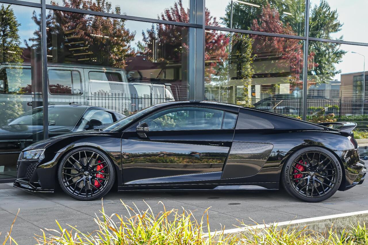 Audi R8 performance quattro 5.2 620pk |Custom titanium uitlaat|KW V4 schroefset|Maxton|carbon exterieur|B&O|virtual cockpit|magnetic ride|parkeercamera|clima control|