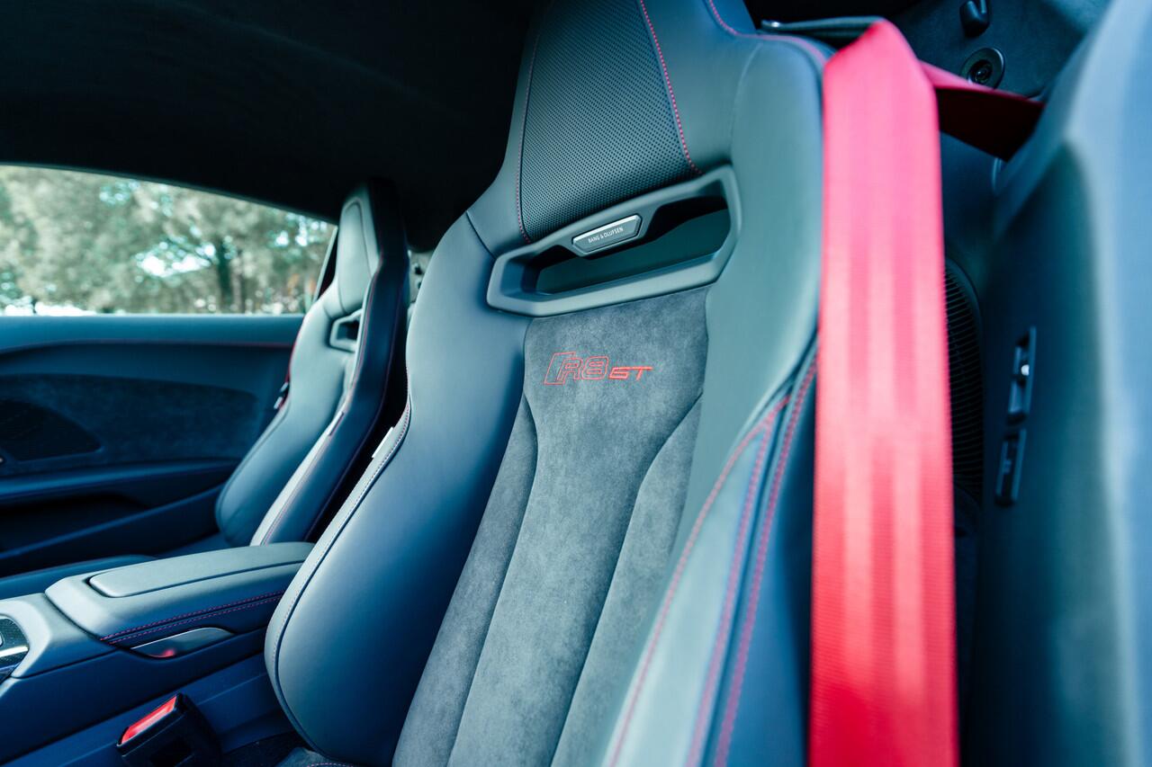 Audi R8 GT V10 139/333 | Limited edition | Suzuka Matt Audi Exclusive | Schaalstoelen | Keramisch | Laser LED | B&O | Xpel