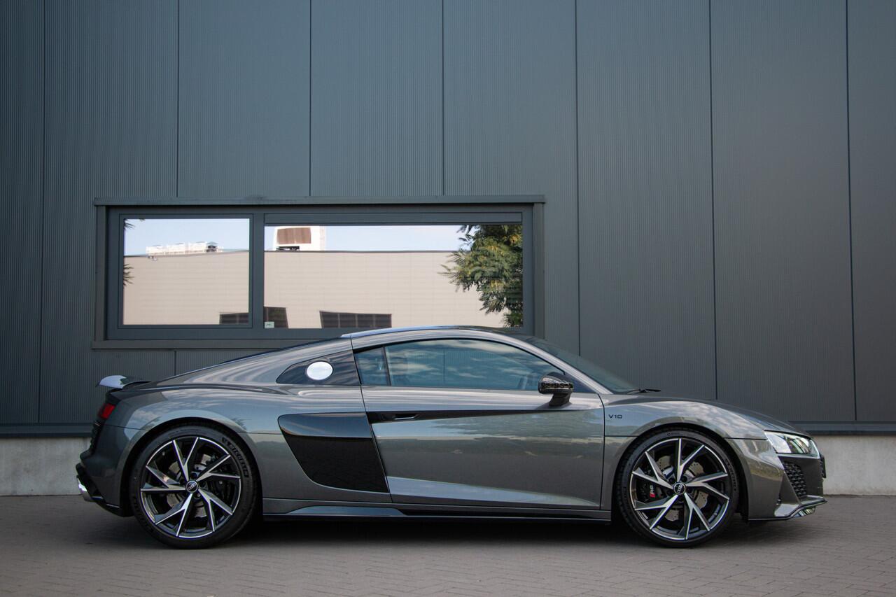 Audi R8 5.2 performance RWD 570 PK | BTW | B&O Sound | Keyless Entry | Led | Camera | Stoelverwarming | Apple & Android Carplay | PPF-folie | Valcona Leder | 20"| Draadloze telefoonlader | Cruise control | Daytona |