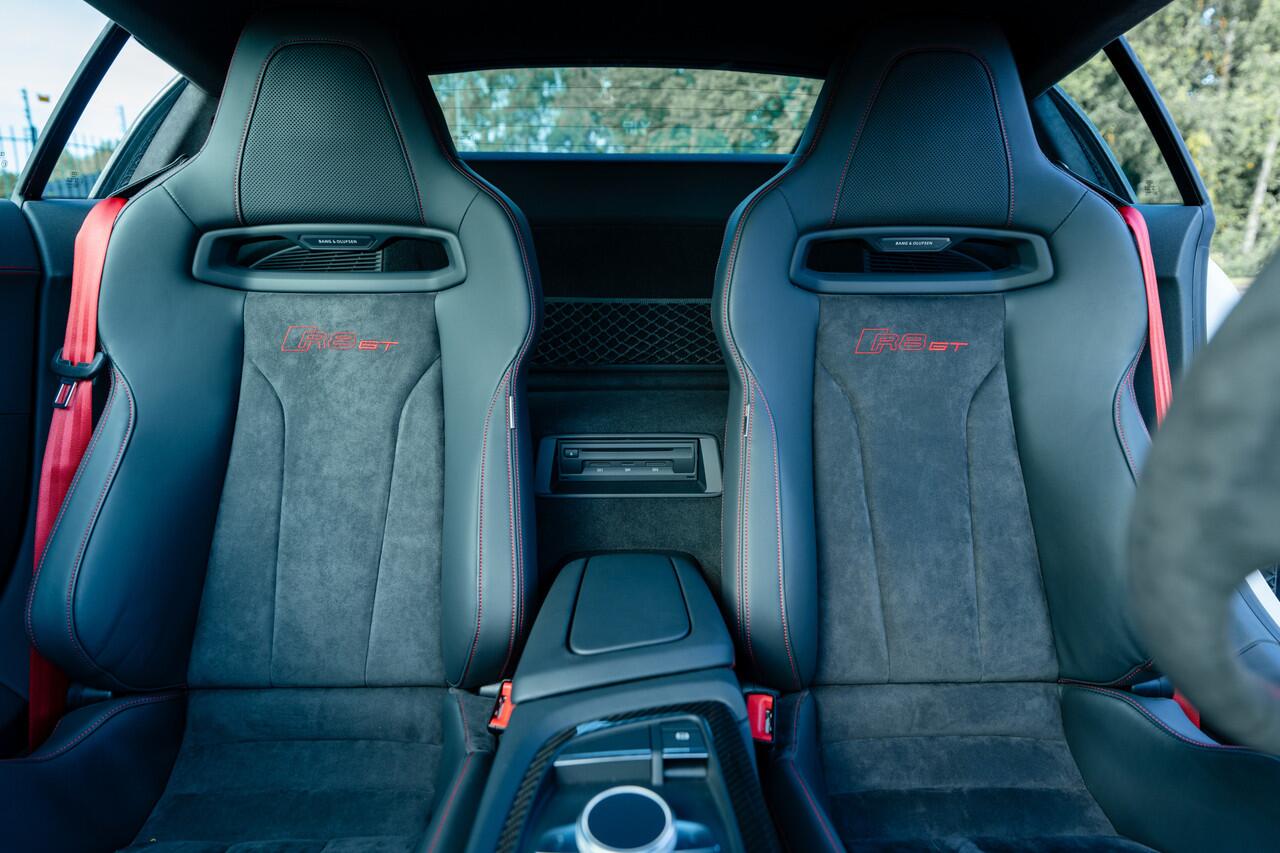 Audi R8 GT V10 139/333 | Limited edition | Suzuka Matt Audi Exclusive | Schaalstoelen | Keramisch | Laser LED | B&O | Xpel