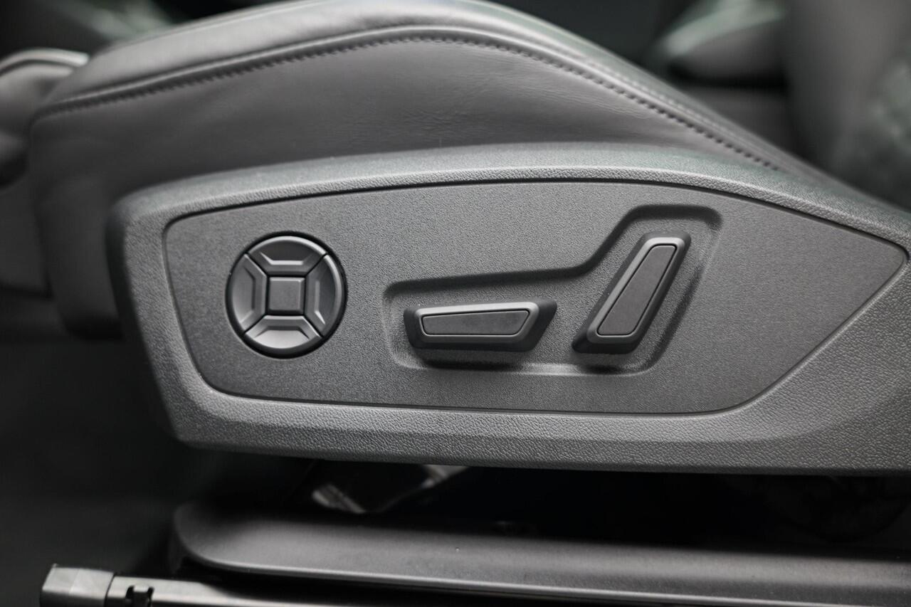 Audi RS Q3 RSQ3 Sportback 2.5 TFSI |Pano|Sonos|RS-Stoelen|BTW|Keyless|