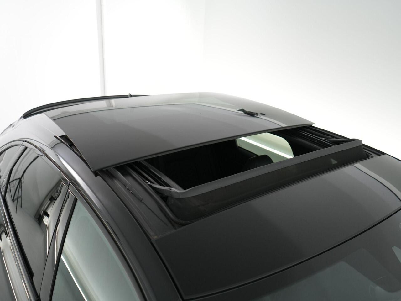 Audi RS Q3 RSQ3 Sportback 400pk TFSI |dealer onderhouden|panoramadak|RS-stoelen|360 camera|ACC||stoelverwarming|Matrix-LED|ektrische klep|blind spot|keyless|virtual cockpit|