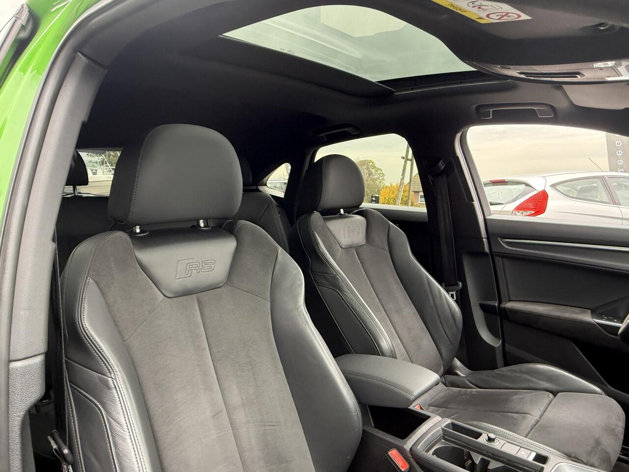 Audi RS Q3 RSQ3 Sportback 2.5 TFSI 400PK *kyalami green*