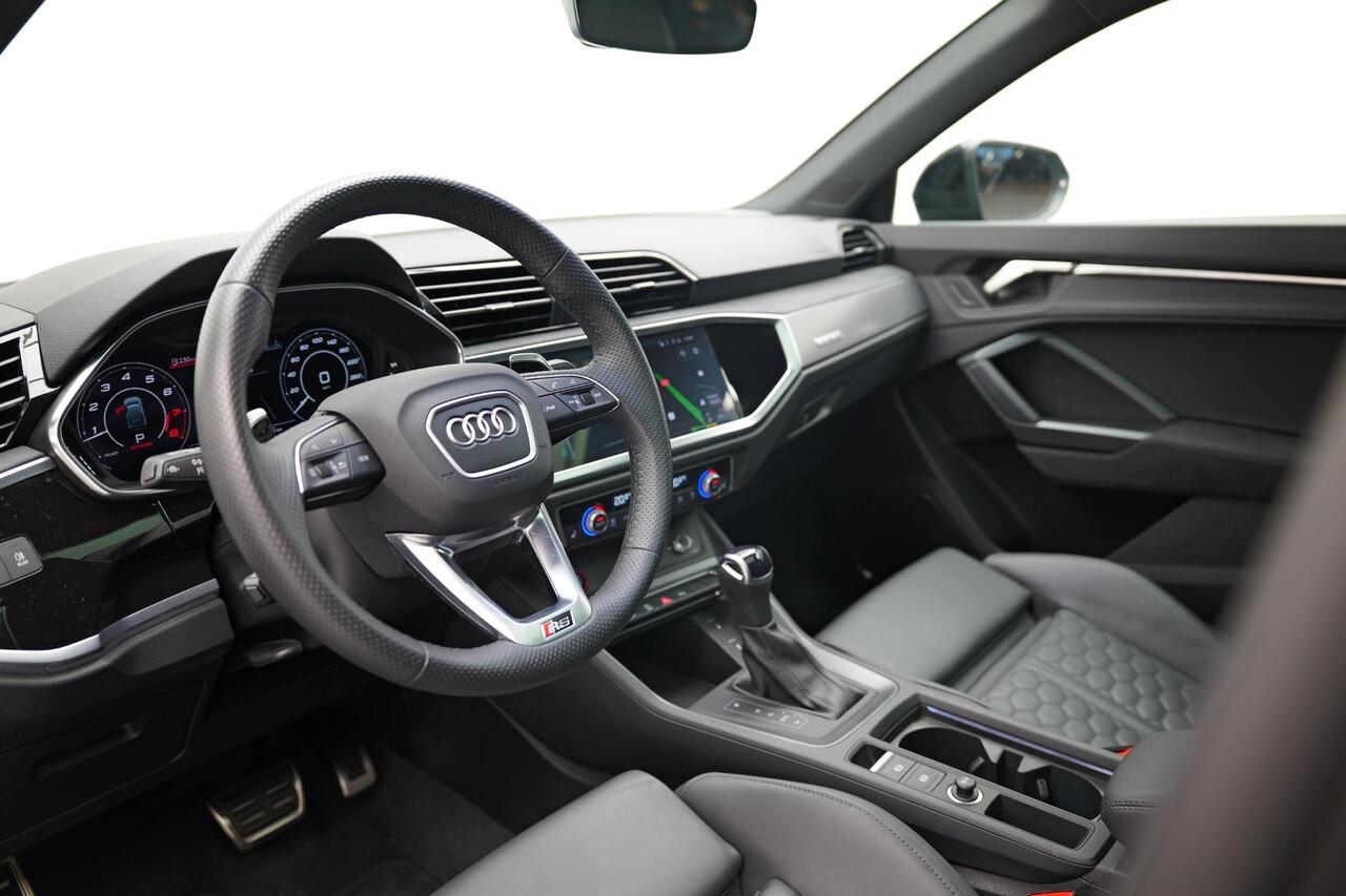 Audi RS Q3 RSQ3 Sportback 2.5 TFSI |Pano|Sonos|RS-Stoelen|BTW|Keyless|