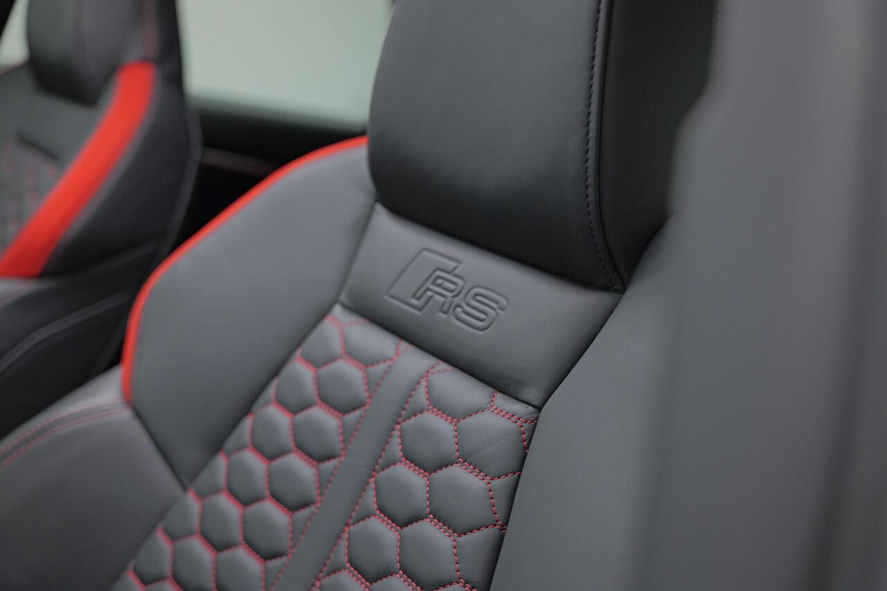 Audi RS3 Sportback 2.5 TFSI quattro |Keramisch|Pano|B&O|Dodehoek|HUD|