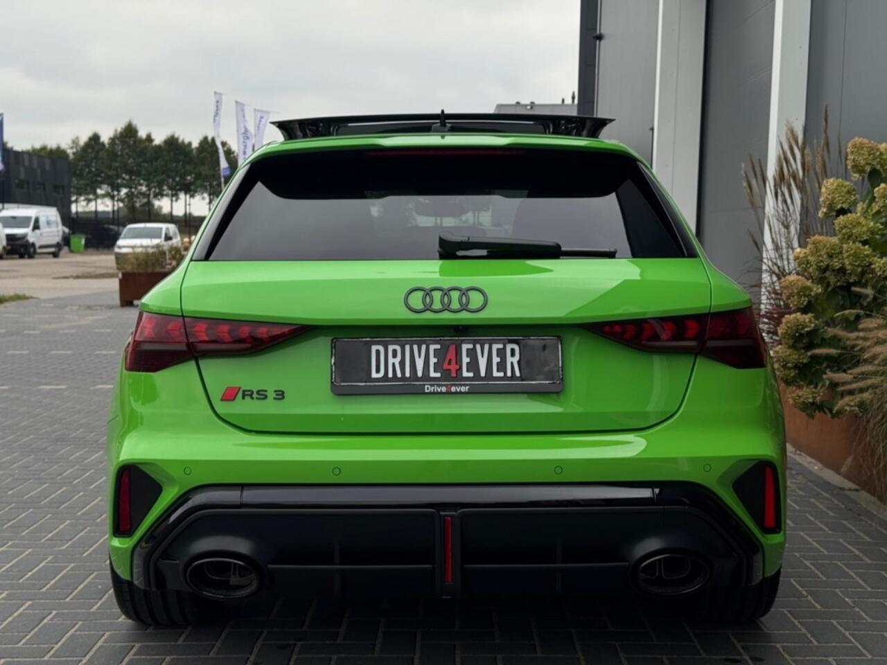 Audi RS3 2.5 TFSI RS 3 quatt. NIEUW PANO NAVI CAMERA SPORTVELGEN
