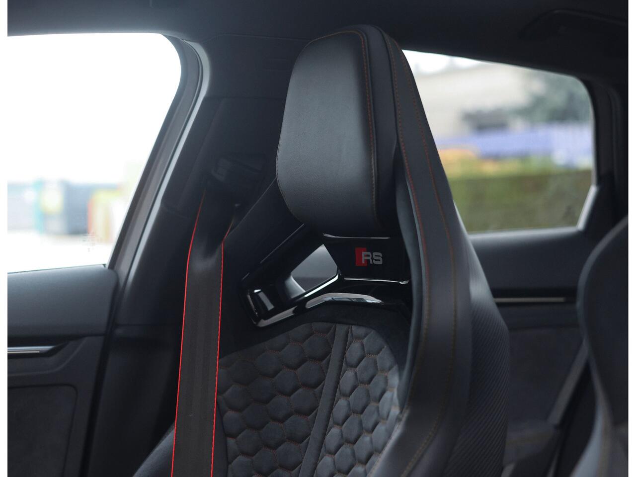 Audi RS3 Sportback 2.5 TFSI quattro | Krijt - Pano - Sonos