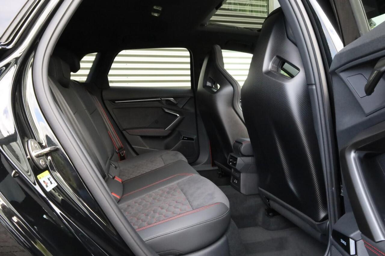 Audi RS3 Sportback Keramisch l Carbon l Pano l Massage