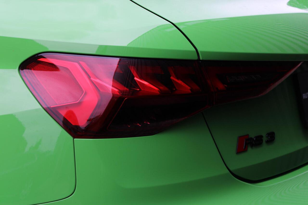 Audi RS3 Sportback 2.5 TFSI quattro PANO KERAMISCH B&O MATR