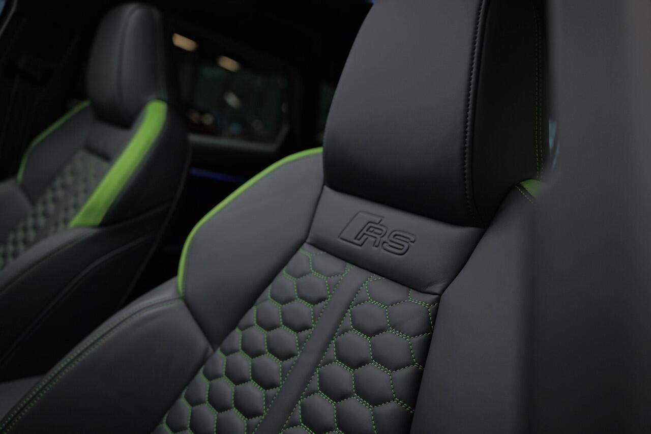 Audi RS3 Sportback 2.5 TFSI Quattro |Pano|Massage|Ceramic|Carbon|Memory|VOLL|