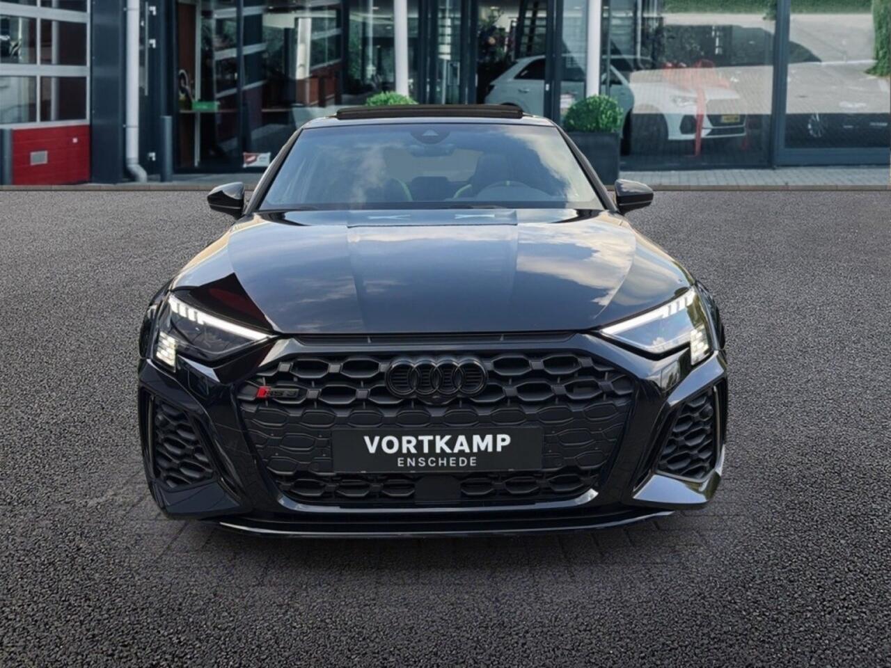 Audi RS3 2.5 TFSI QUATTRO PANO-DAK/CAMERA/LEDER/BenO/NAVI/ACC/NAVI/CARPLAY