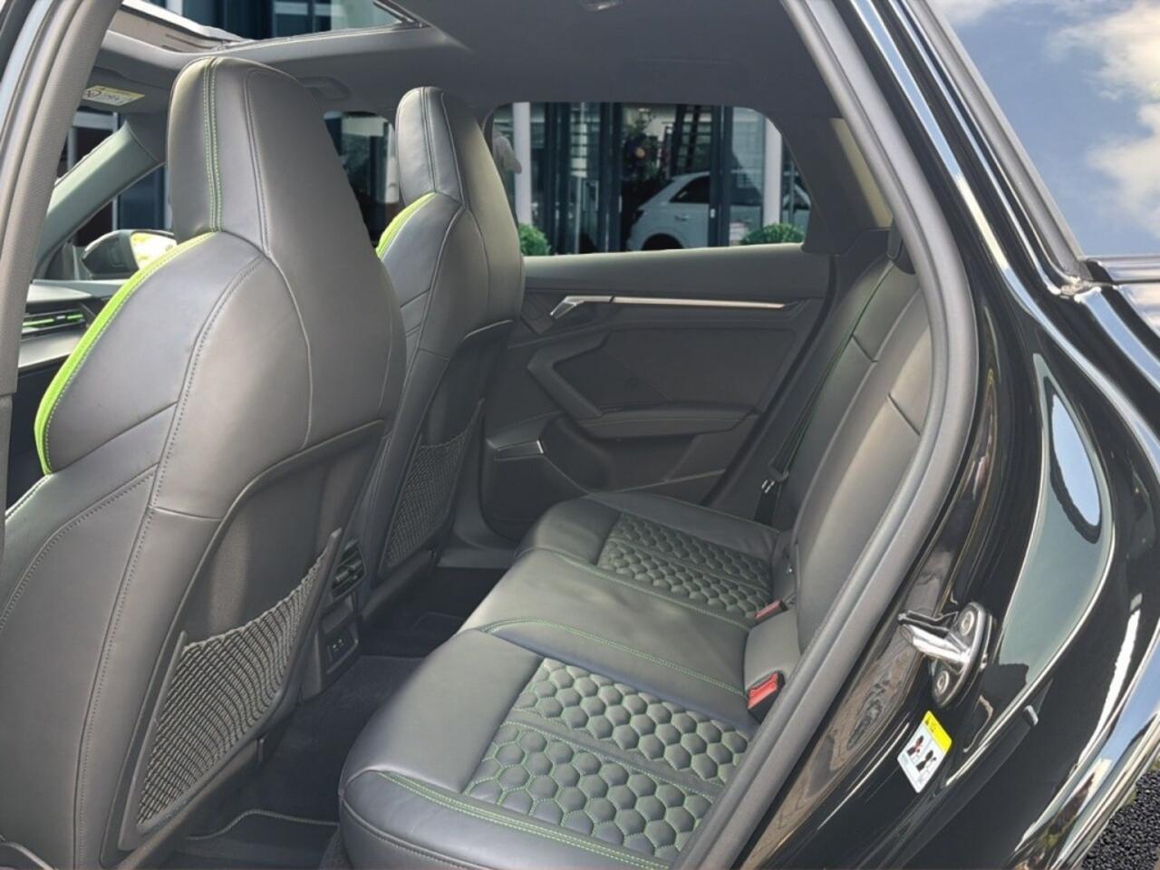 Audi RS3 2.5 TFSI QUATTRO PANO-DAK/CAMERA/LEDER/BenO/NAVI/ACC/NAVI/CARPLAY