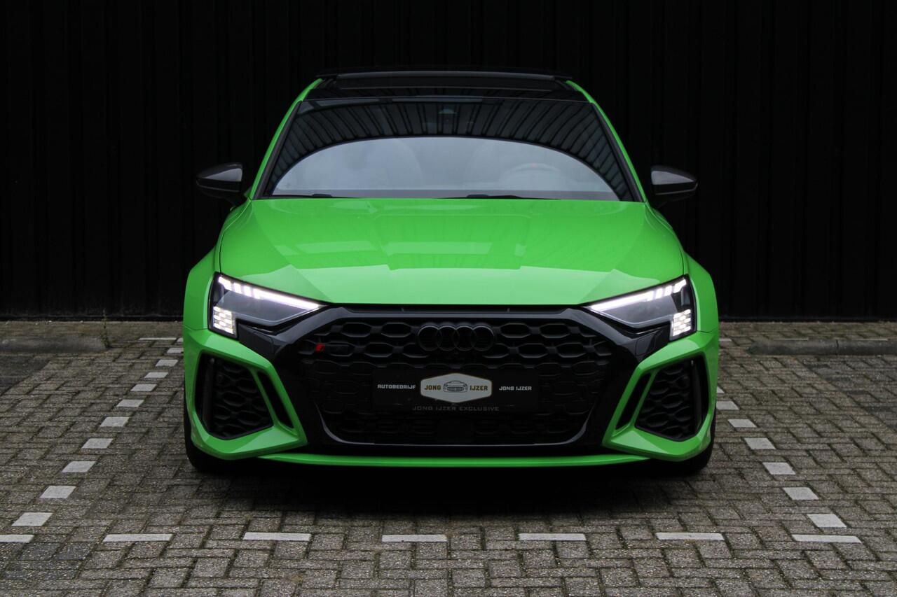 Audi RS3 Sportback 2.5 TFSI quattro PANO KERAMISCH B&O MATR