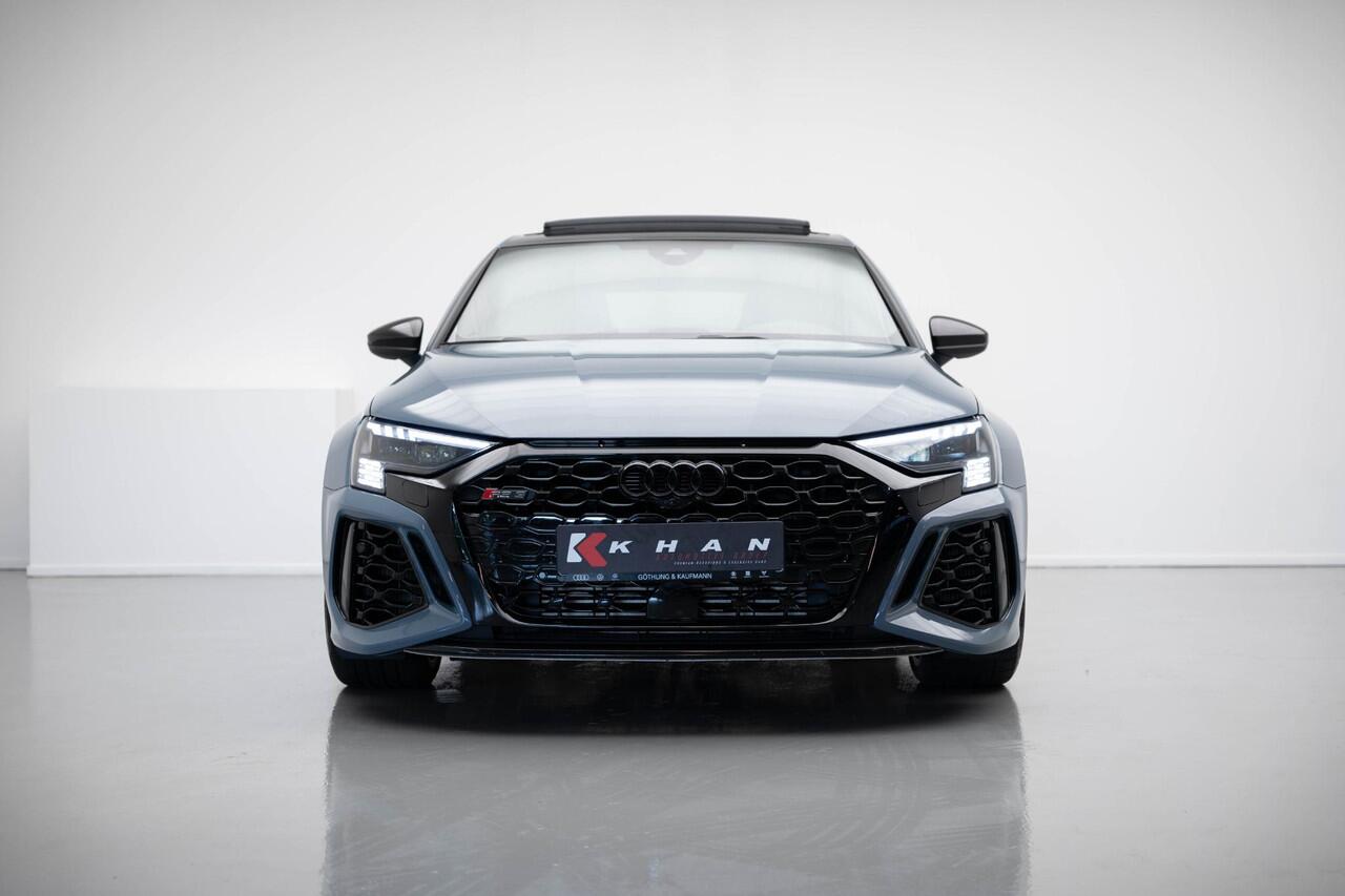 Audi RS3 Sportback 2.5 TFSI quattro |Pano|HUD|Adaptive|B&O|
