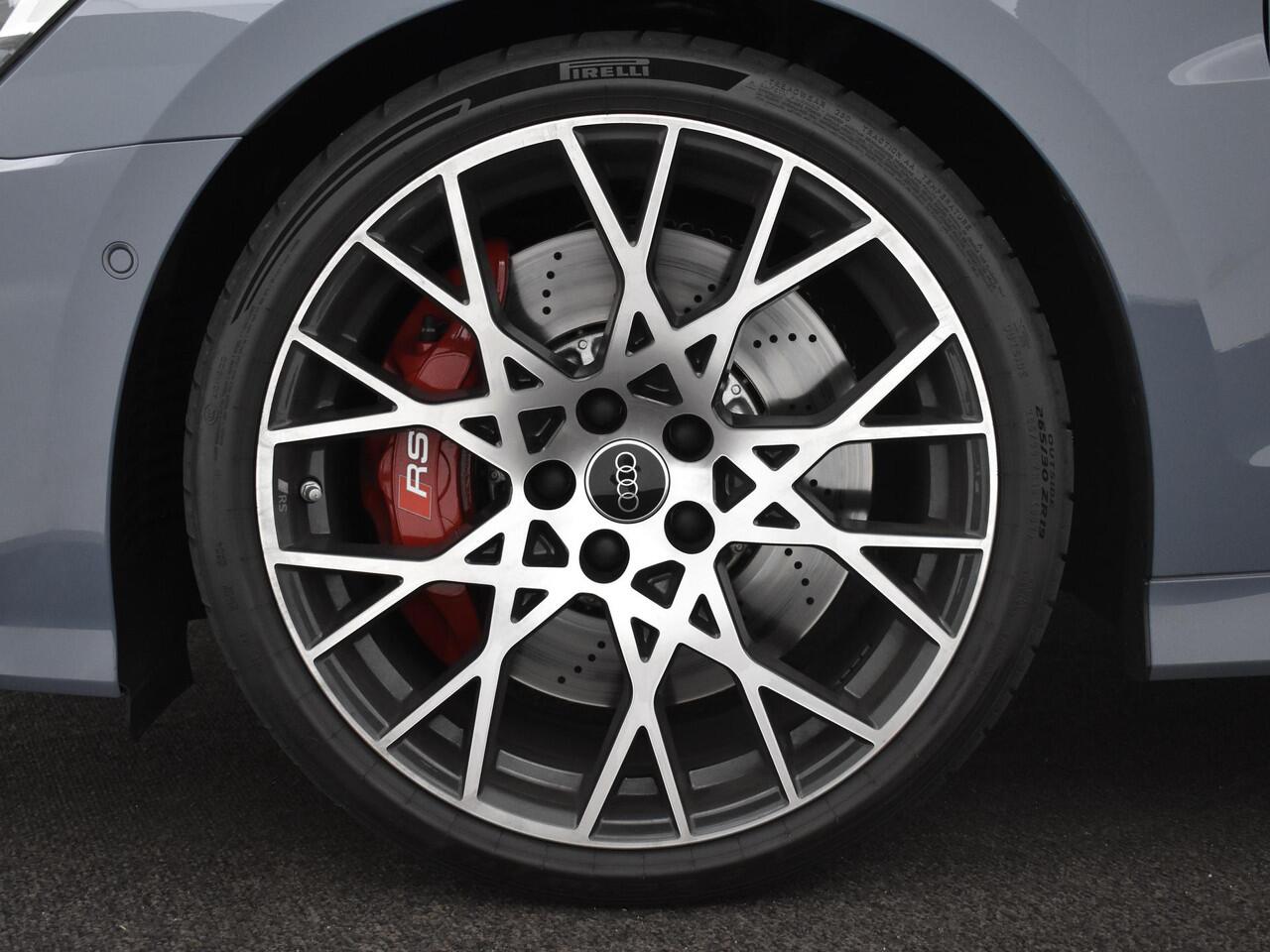 Audi RS3 Sportback 2.5 TFSI quattro 400 PK · Topsnelheid 280 km/h · RS Sportuitlaat · SONOS Premium 3D · Glazen panoramadak