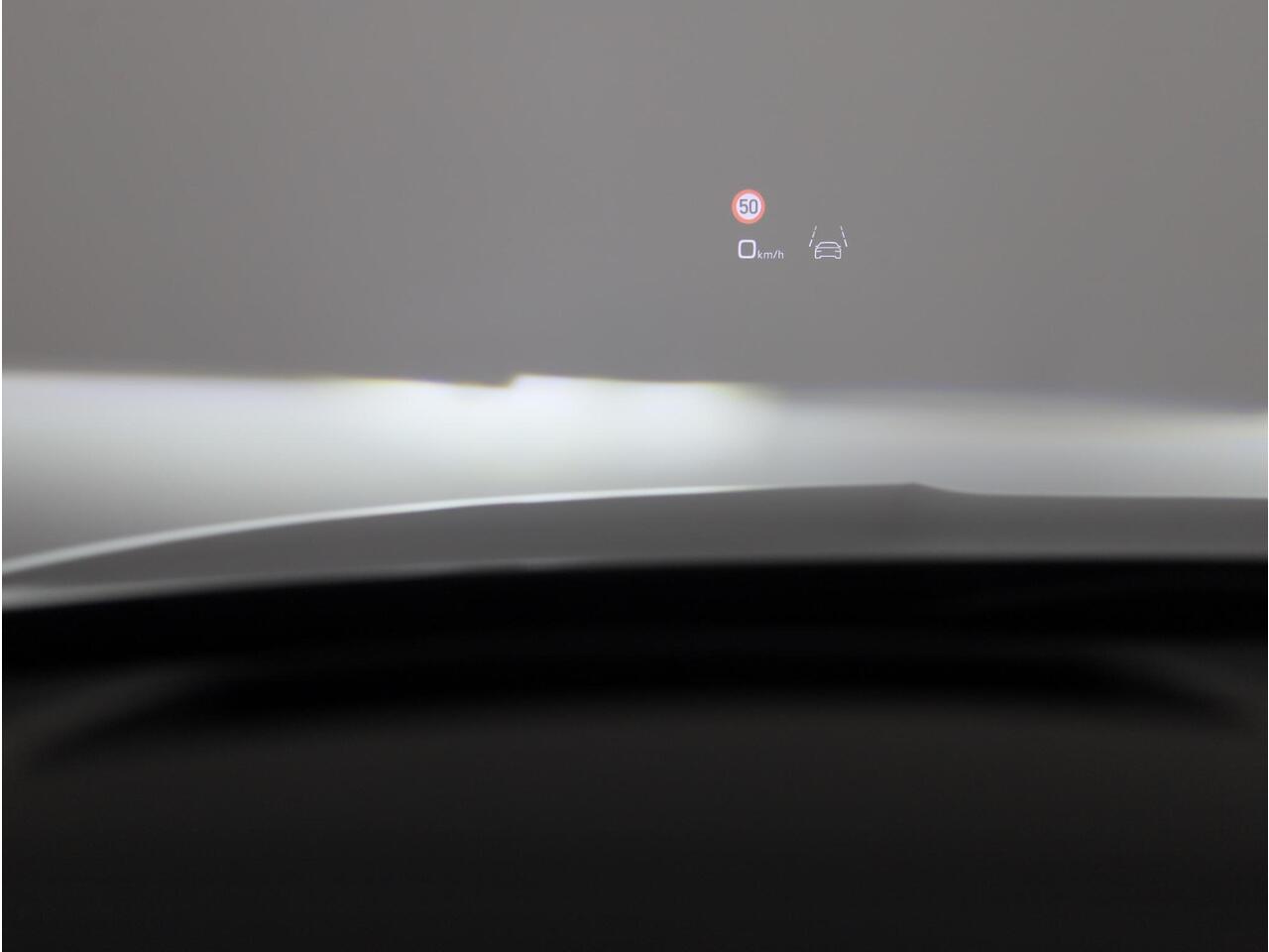 Audi RS3 Sportback 2.5 TFSI quattro 400pk Panoramadak | Schaal stoelen | Head Up Display | Sonsos audio