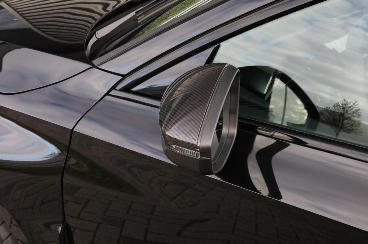 Audi RS3 Sportback Keramisch l Carbon l Pano l Massage