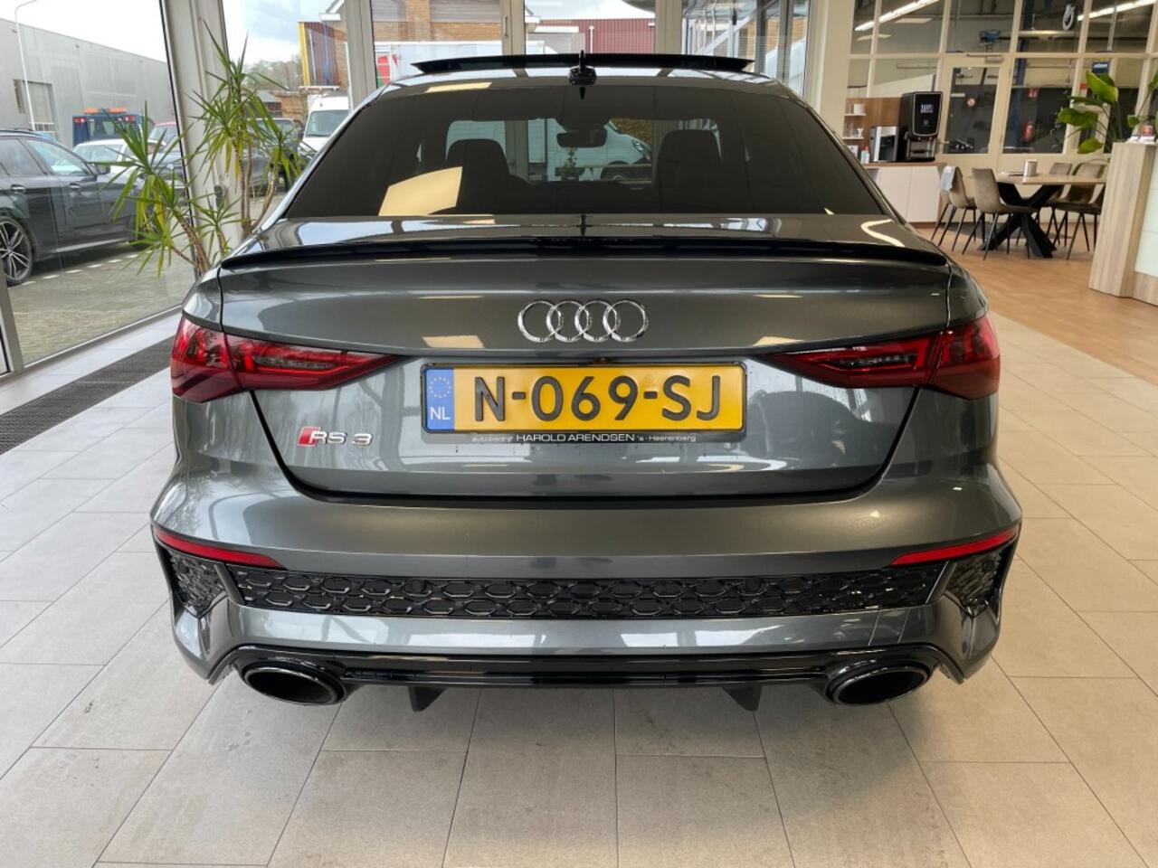 Audi RS3 2.5 TFSI RS 3 QUATTRO RS3 Limousine