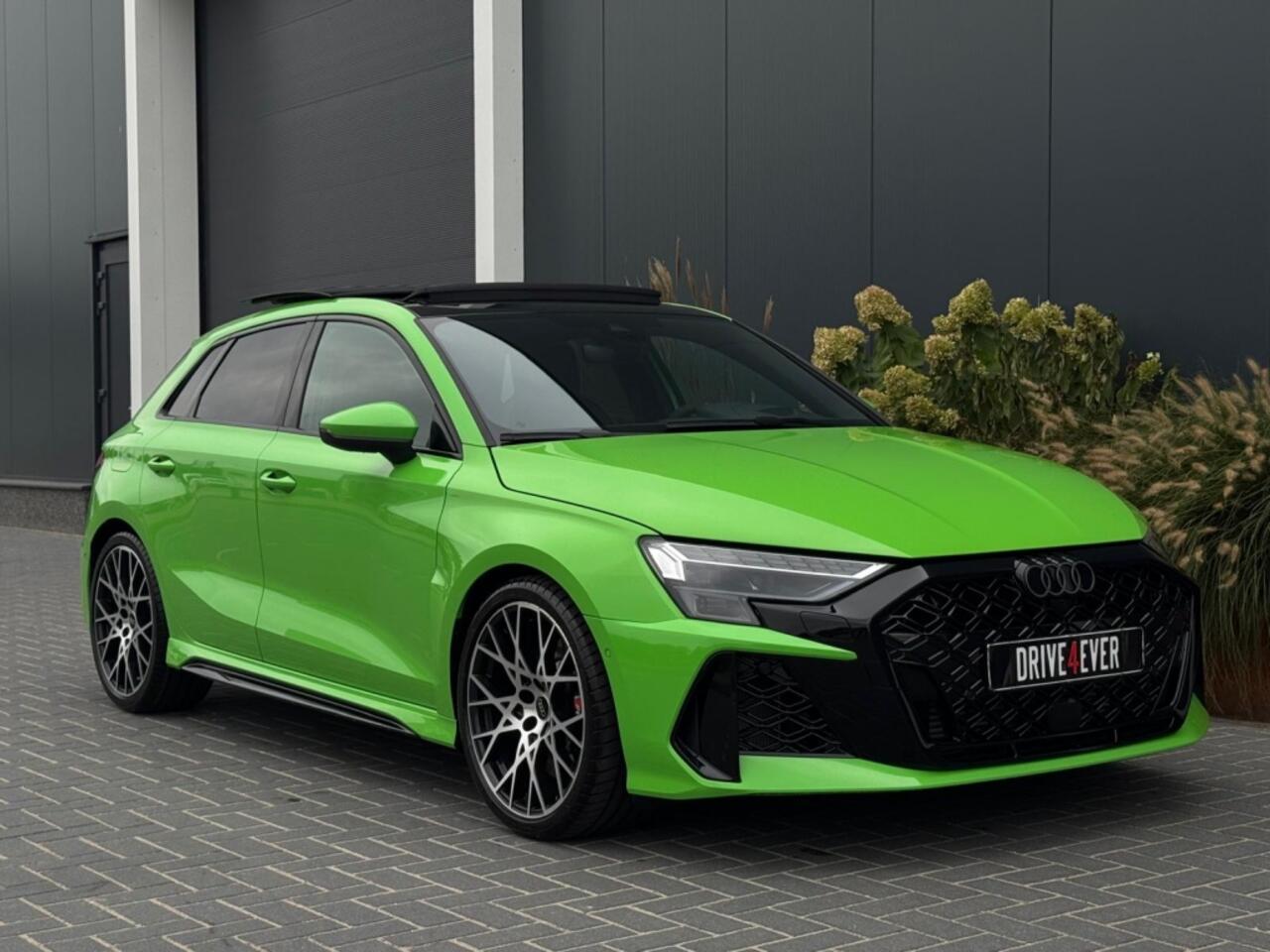 Audi RS3 Sportback 2.5 TFSI RS 3 quatt. NIEUW PANO NAVI CAMERA SPORTVELGEN