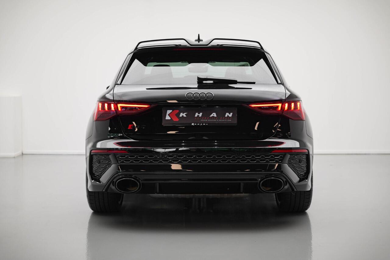Audi RS3 Sportback 2.5 TFSI quattro |Keramisch|Pano|360|Carbon|HUD|B&O|Memory|