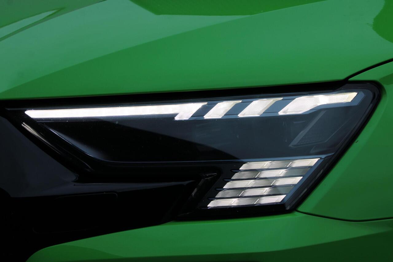 Audi RS3 Sportback 2.5 TFSI quattro PANO KERAMISCH B&O MATR