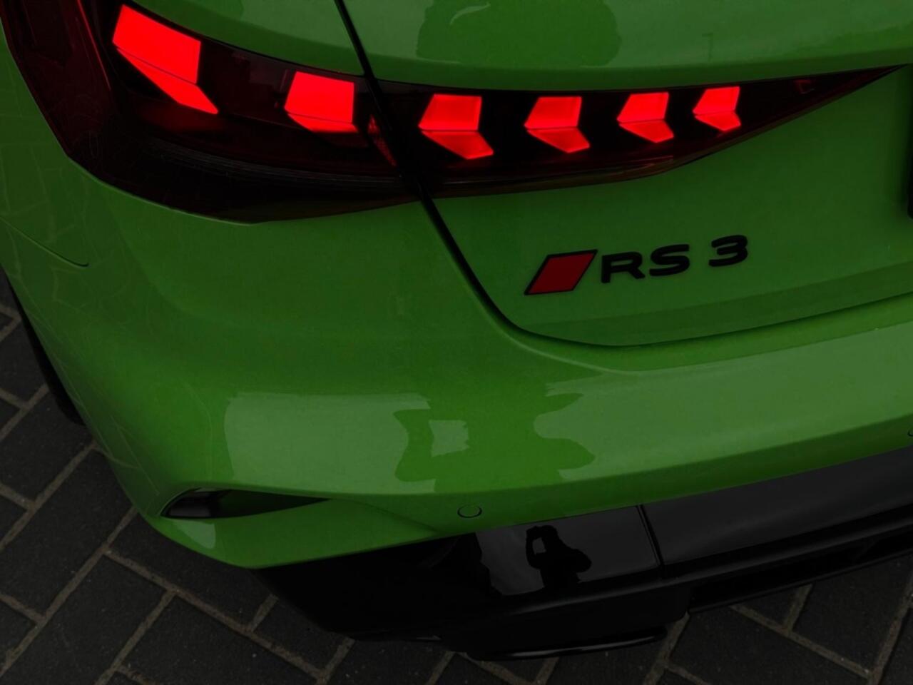 Audi RS3 Sportback 2.5 TFSI RS 3 quatt. NIEUW PANO NAVI CAMERA SPORTVELGEN