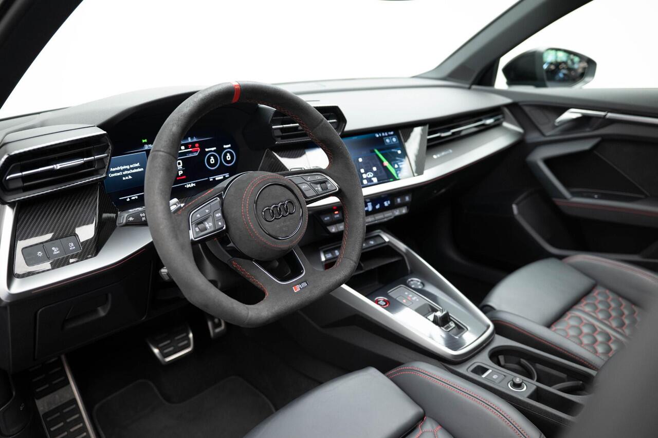 Audi RS3 Sportback 2.5 TFSI quattro |Pano|Massage|B&O|Carbon|