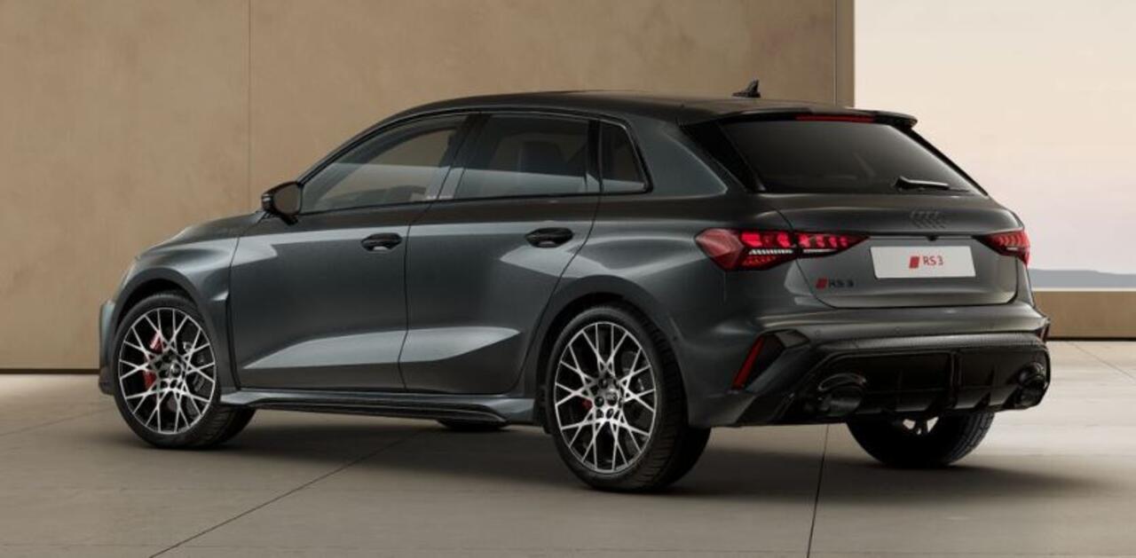 Audi RS3 Sportback 2.5 TFSI RS 3 quattro | Sportuitlaat | Leder Honingraat | Panorama | Adapt. onderstel |