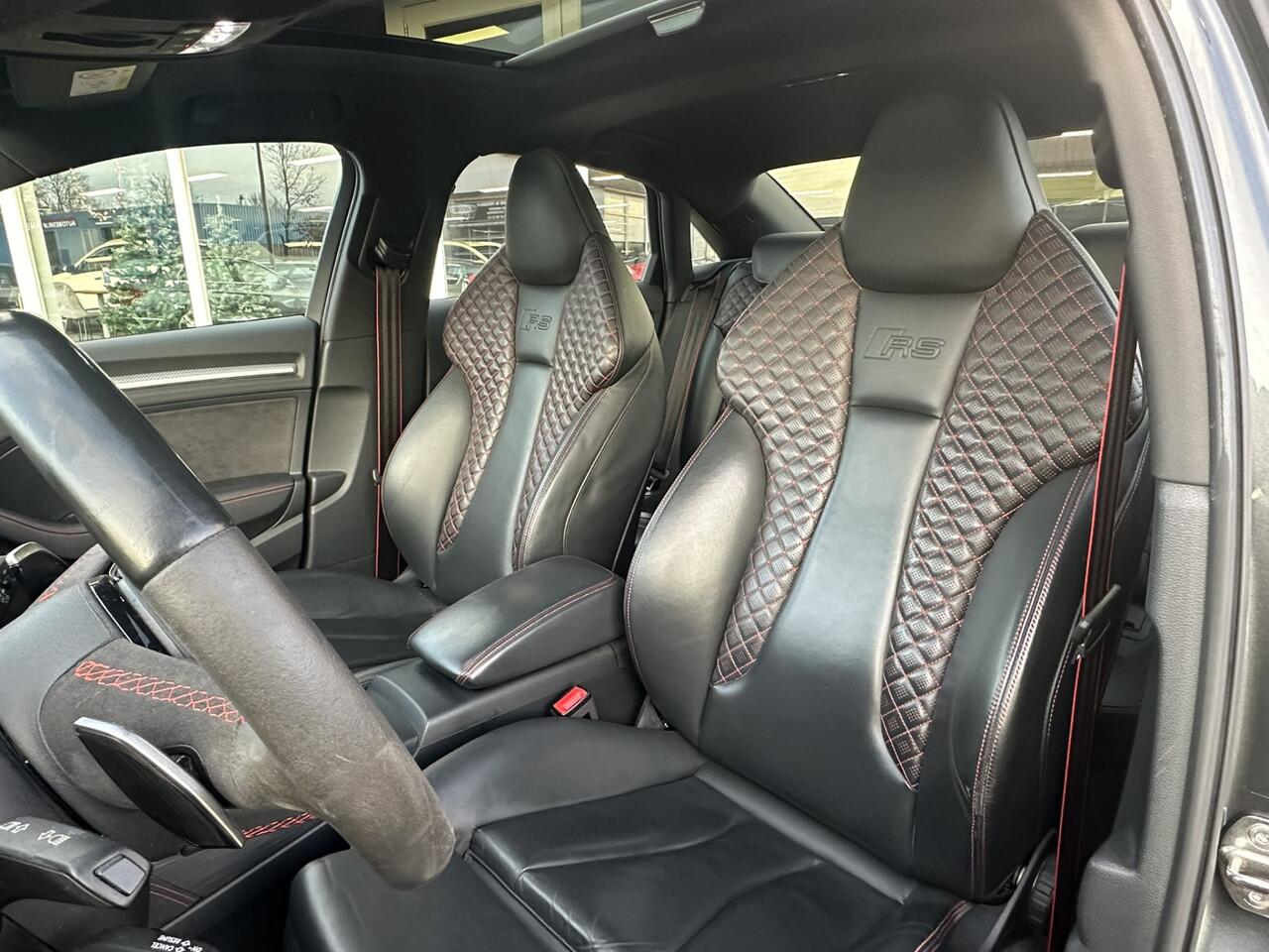 Audi RS3 A3 Limousine 2.5 TFSI quattro | LED | Leder | Pano | Adapt. Cruise | Keyless | Navi | Bluetooth | PDC v+ a incl. camera