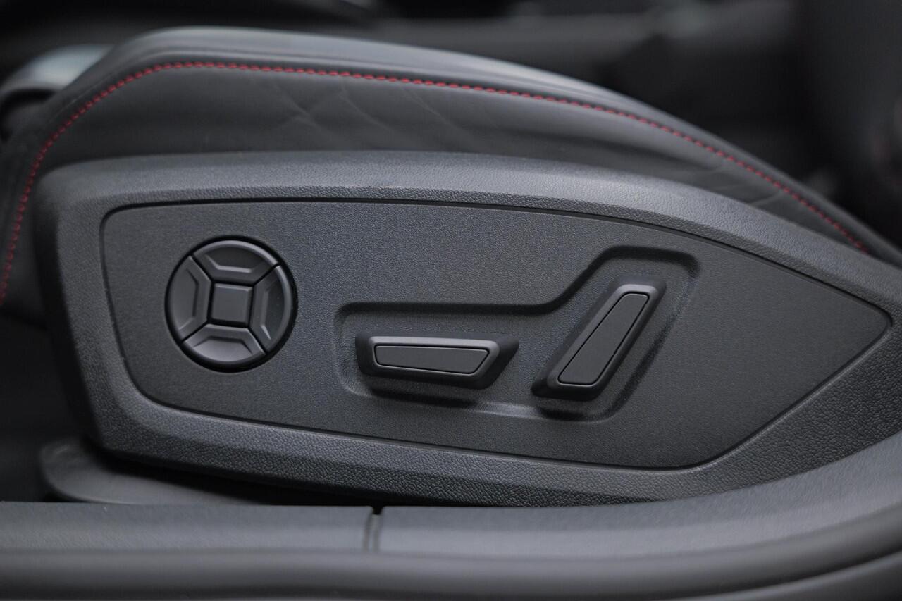 Audi RS3 Sportback 2.5 TFSI quattro |Keramisch|Pano|B&O|Dodehoek|HUD|