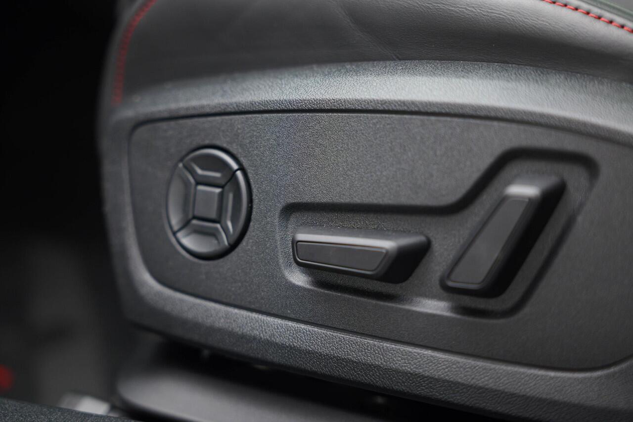 Audi RS3 Sportback 2.5 TFSI quattro |Keramisch|Pano|360|Carbon|HUD|B&O|Memory|